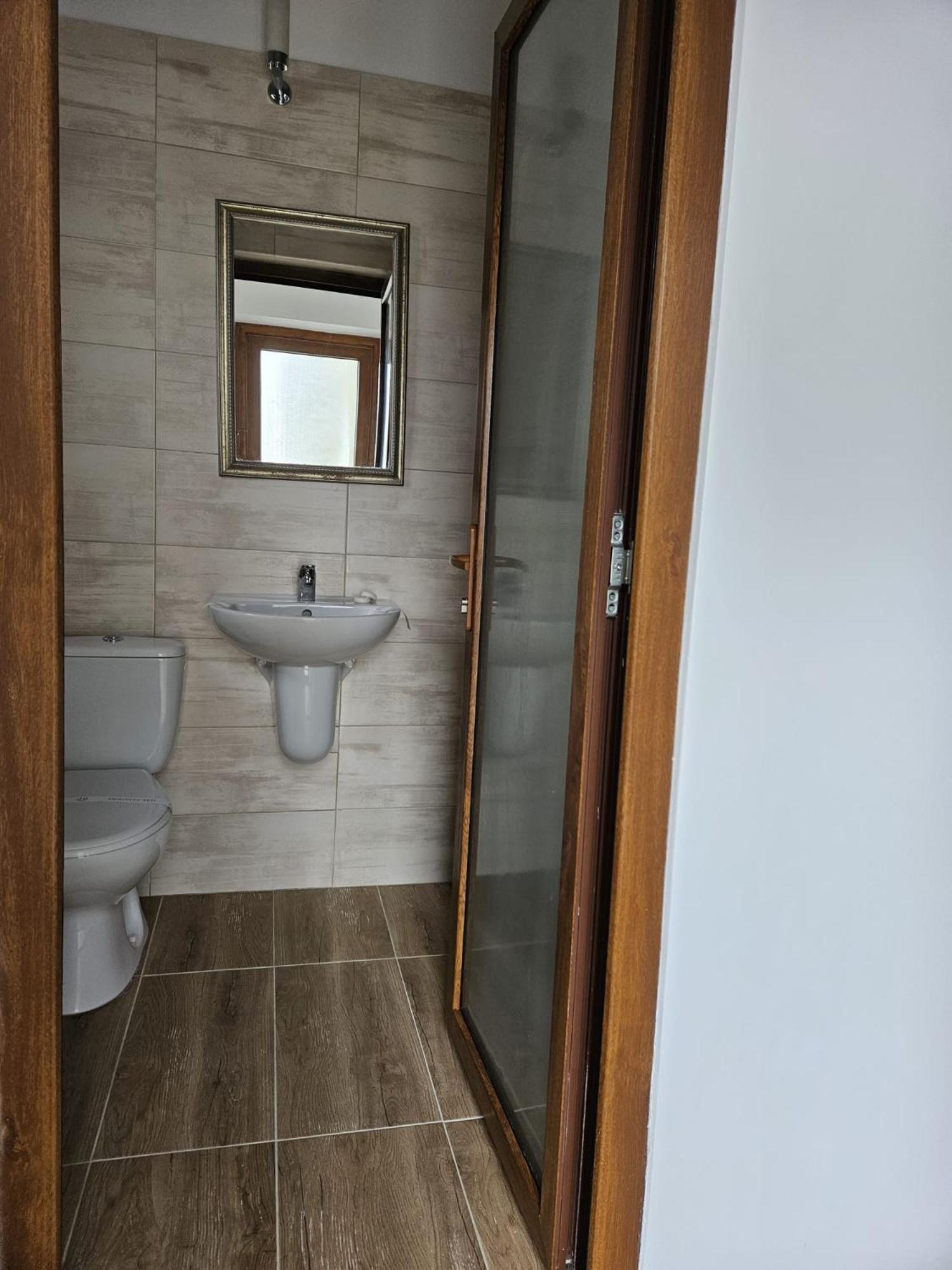 Standard Double Room - Photo 14