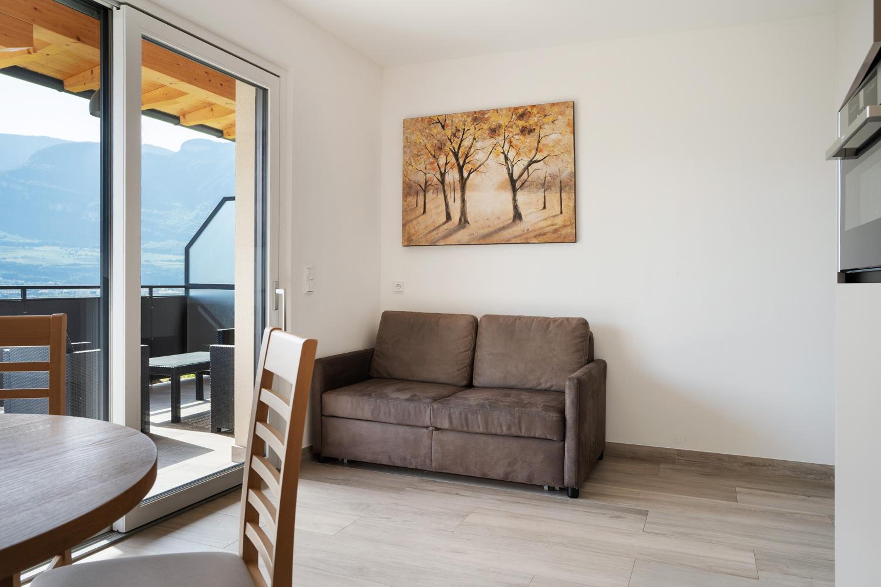 Two-Bedroom Deluxe Apartment with Garden View