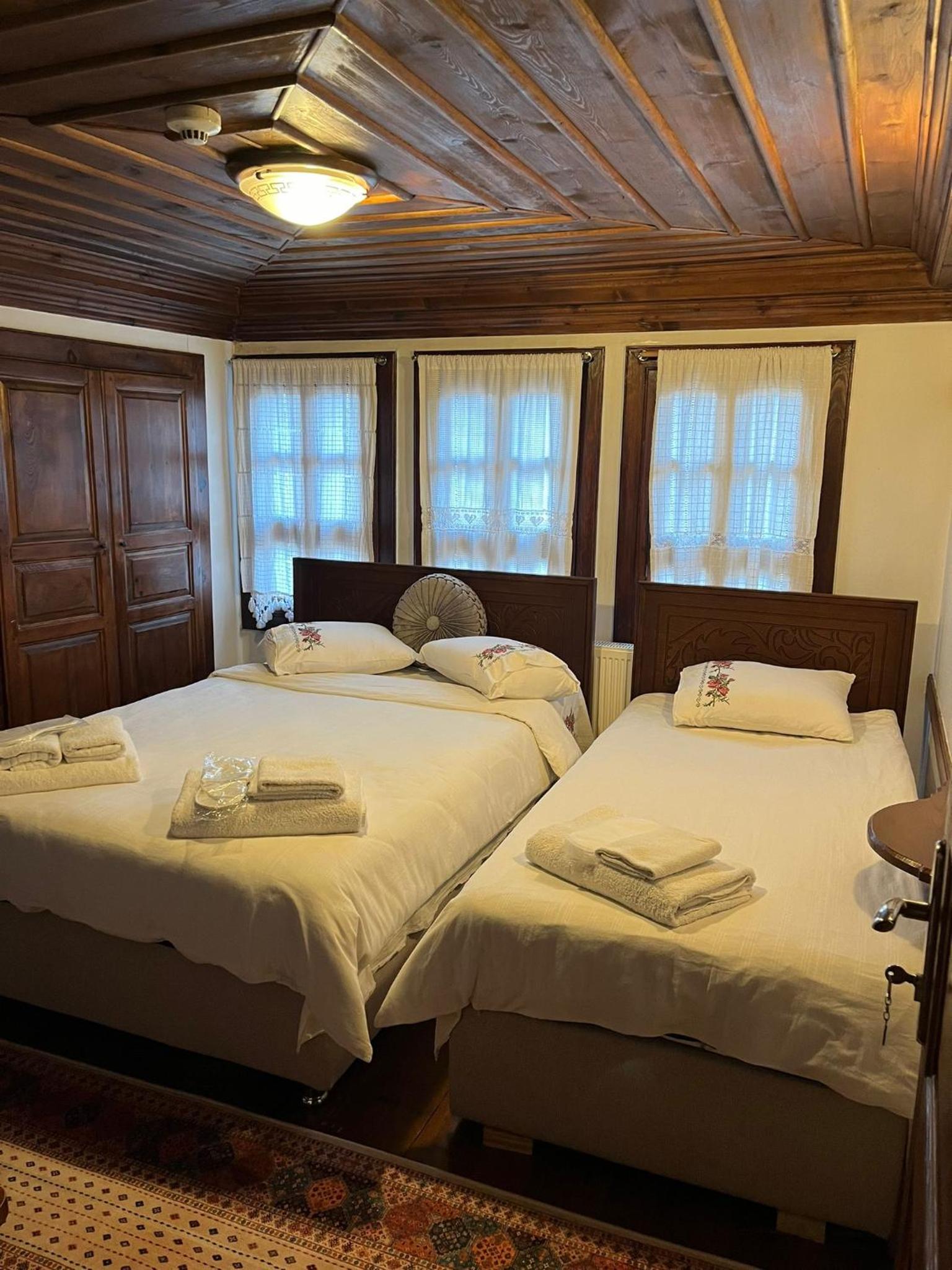 Double Room photo 2