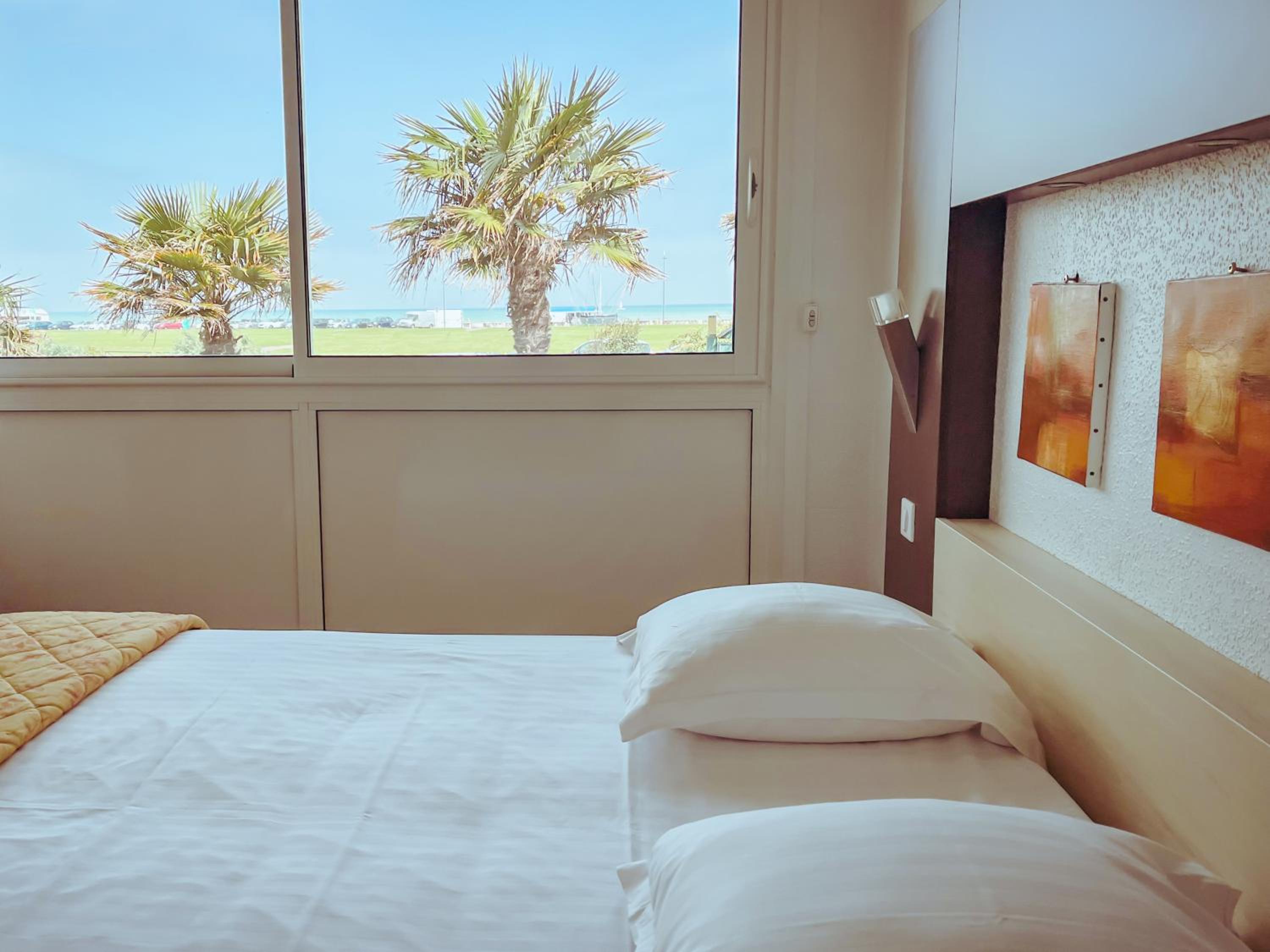 Classic Double Room with Sea View photo 3