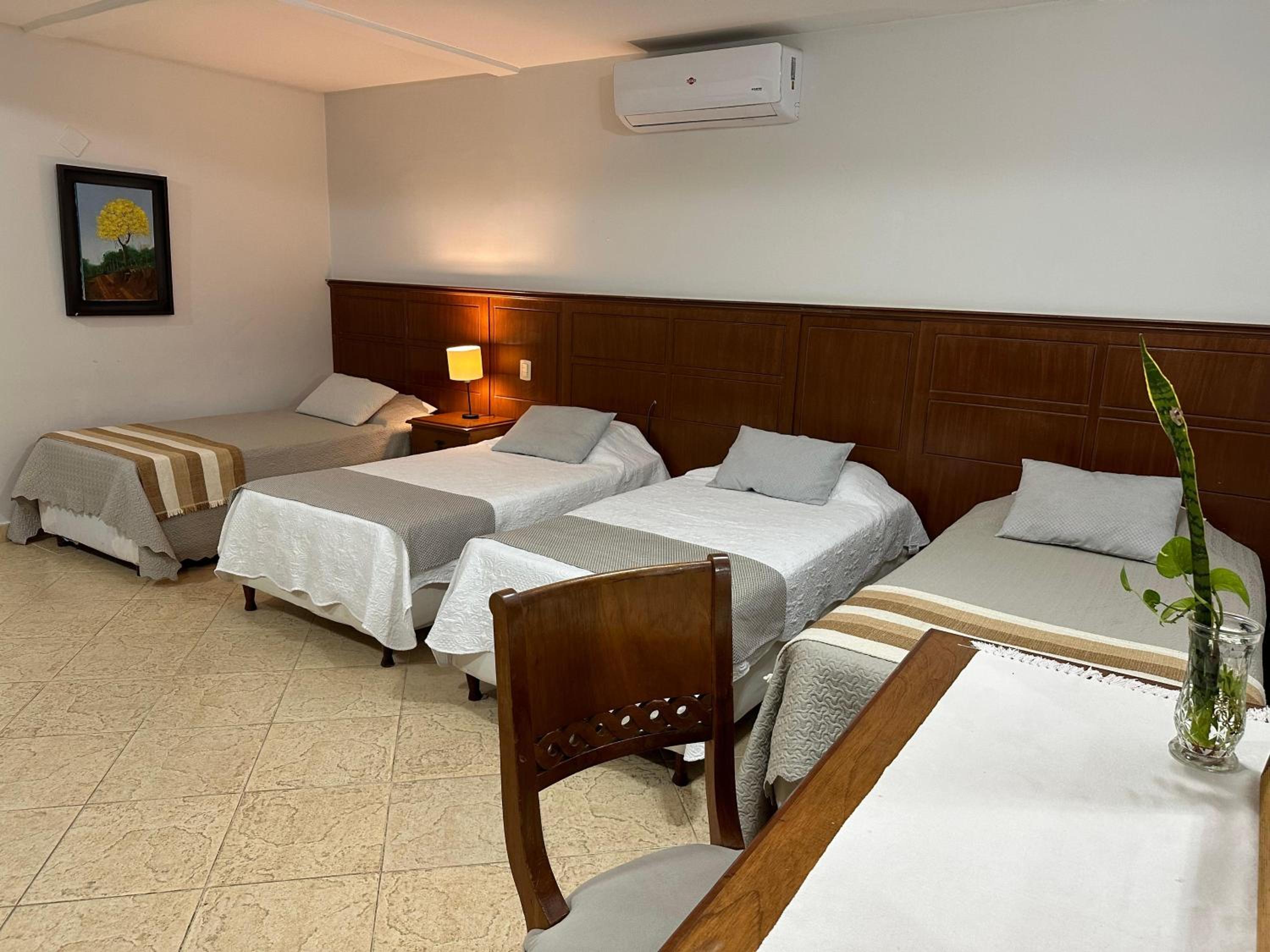 Standard Quadruple Room photo 3