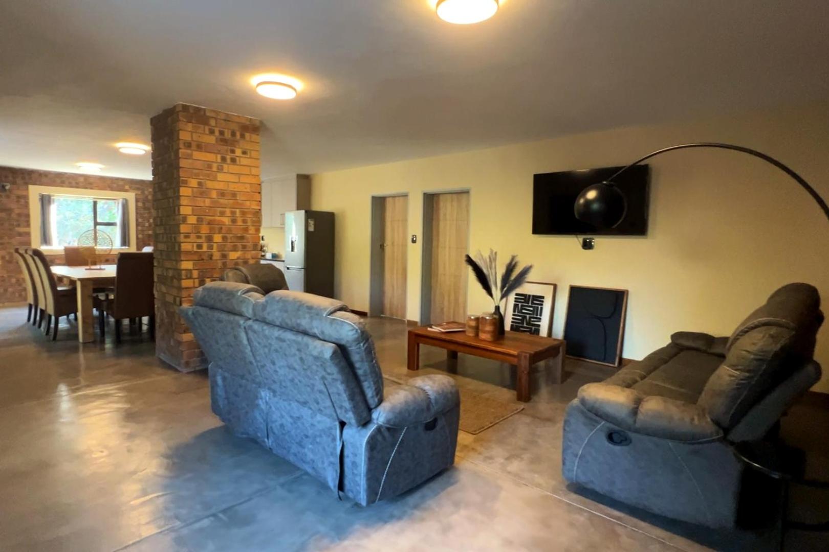 Deluxe Villa photo 2