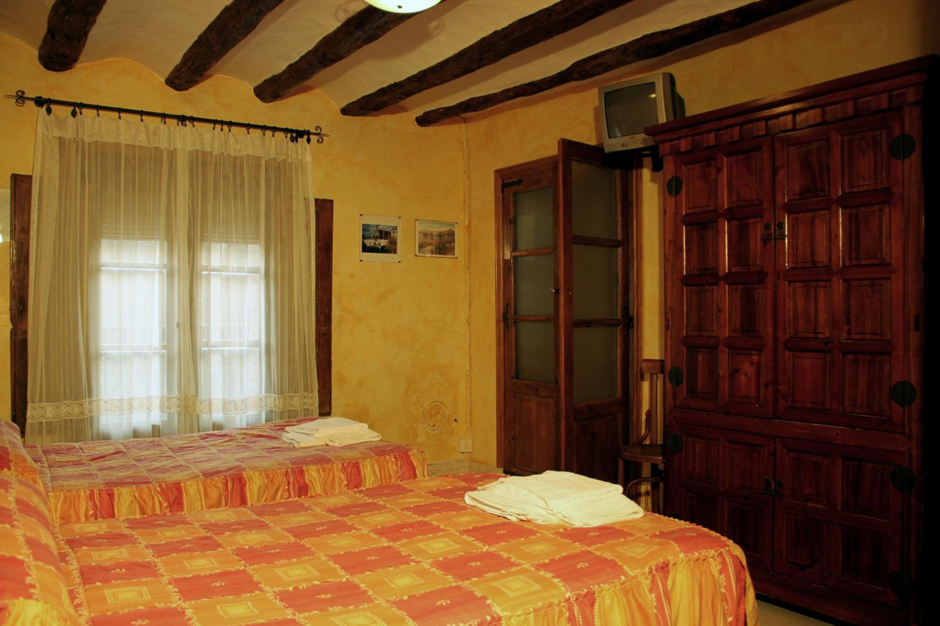 Habitación Doble con Baño Privado