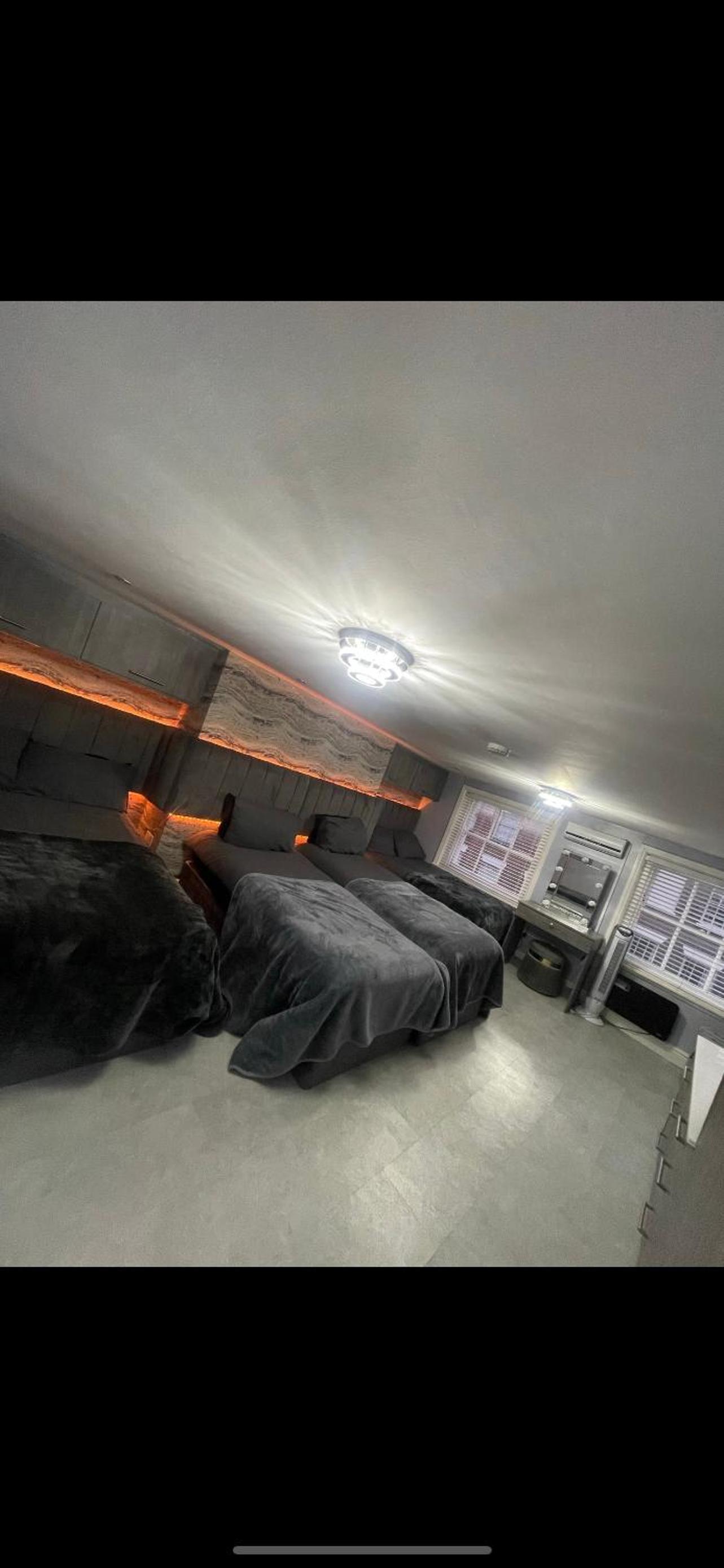 Three-Bedroom Apartment - Photo 16