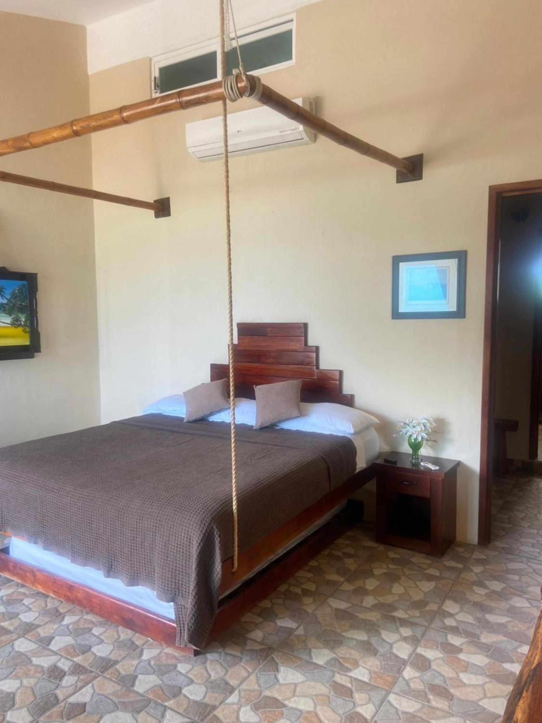 One-Bedroom Apartment With Sea View And Balcony photo 1