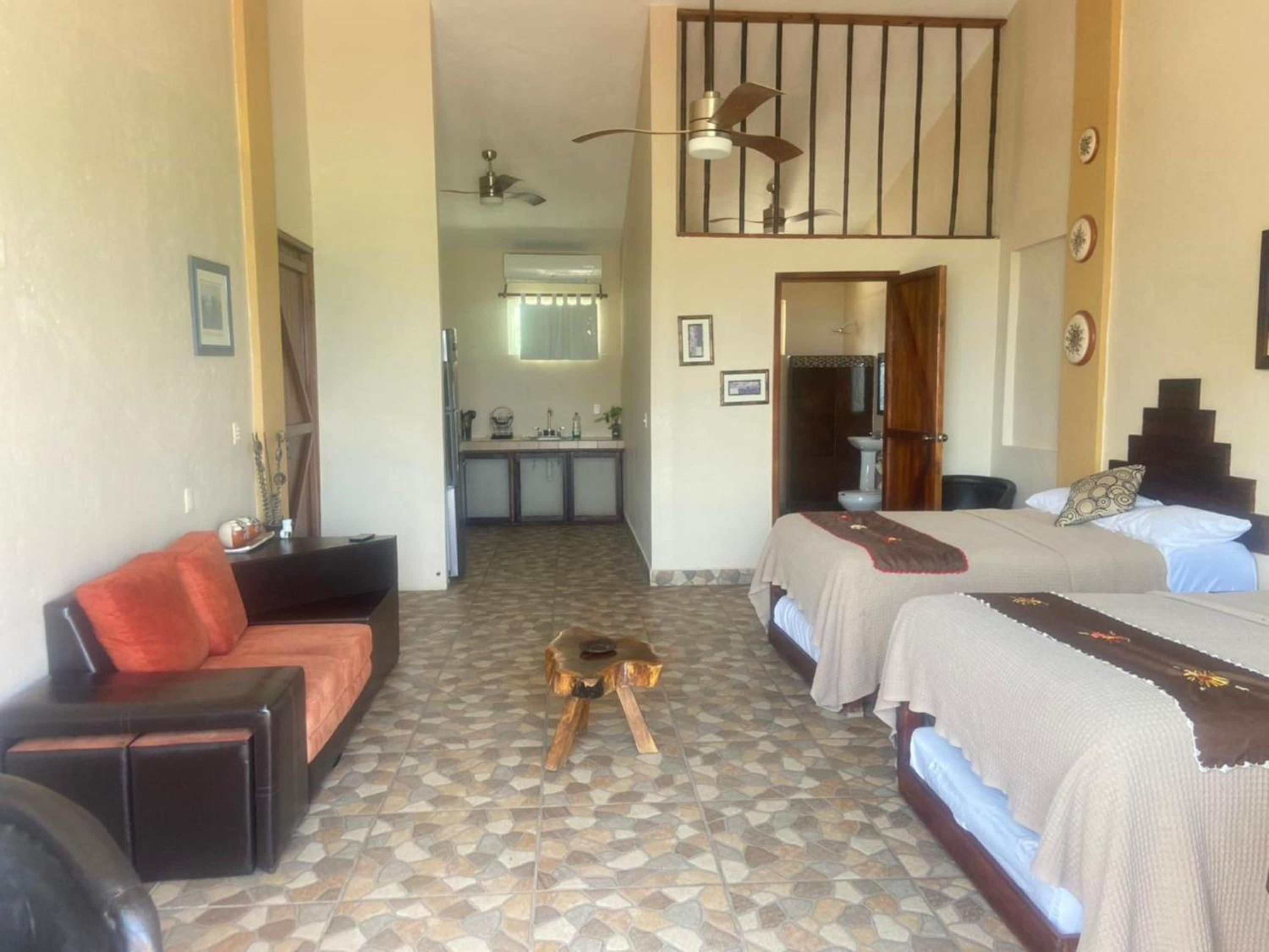 One-Bedroom Apartment With Sea View And Balcony photo 1