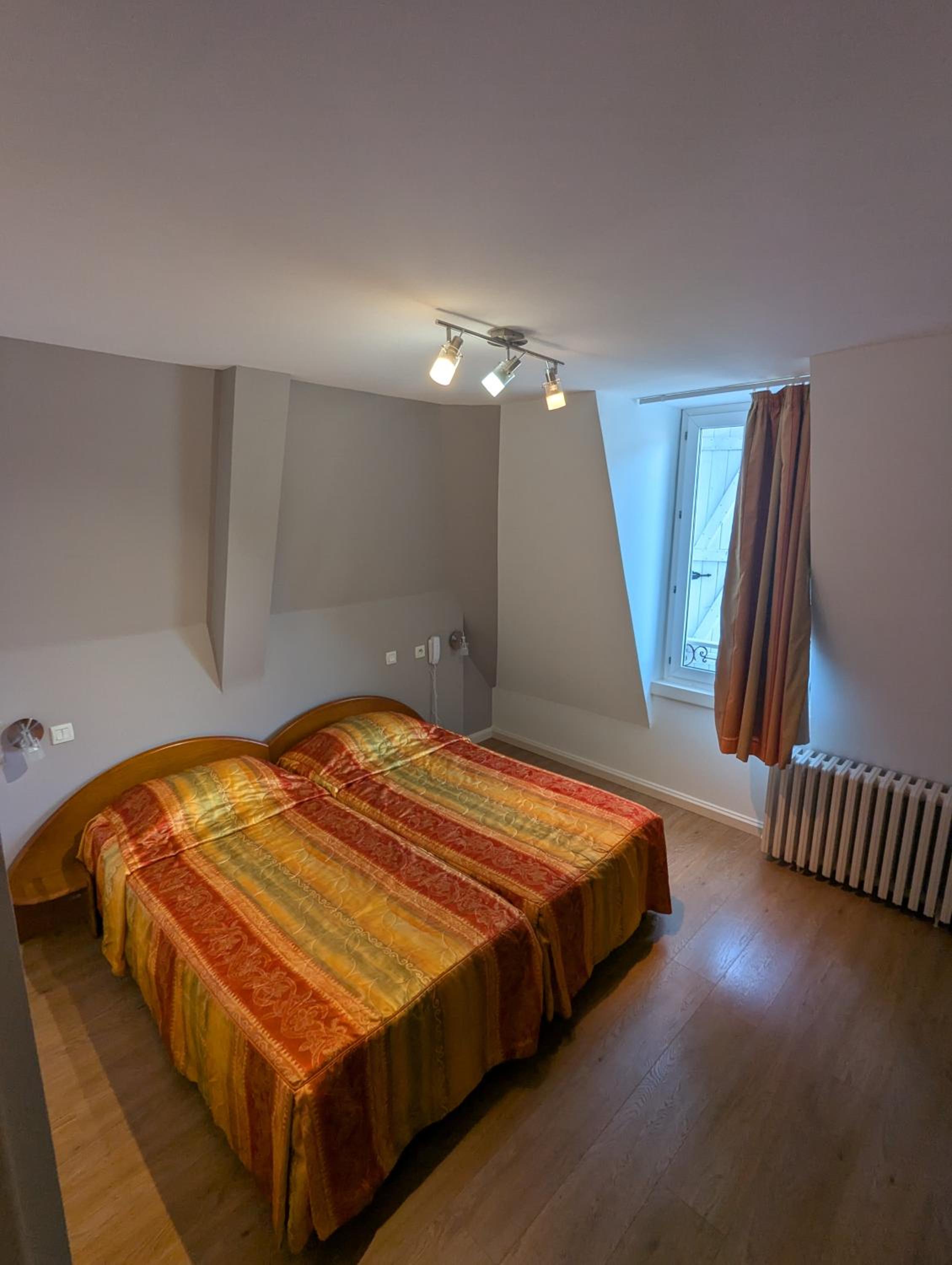 Twin Room with Mountain View