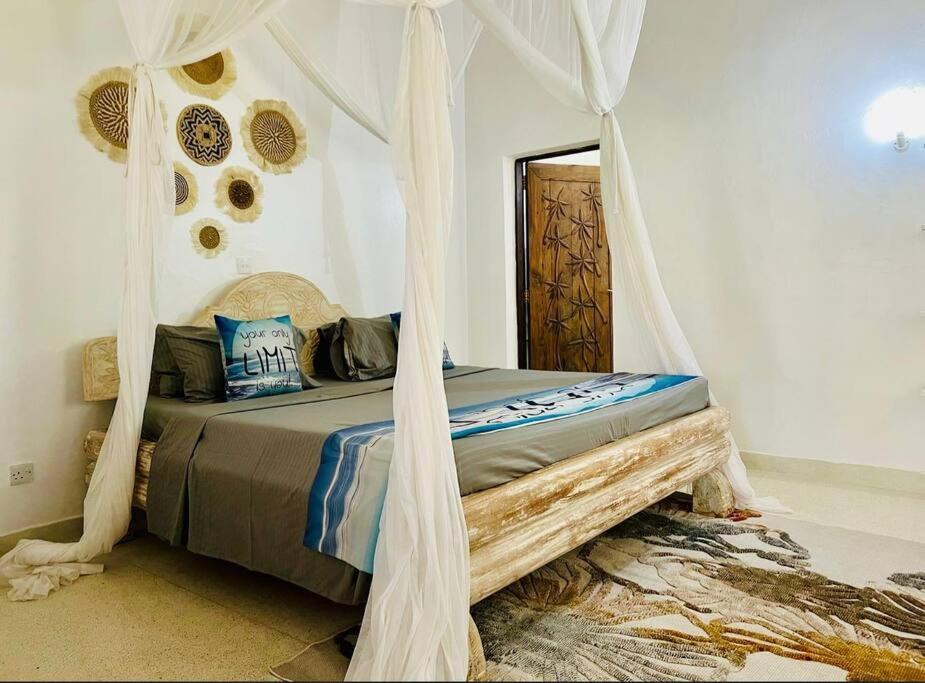 Villa photo 3