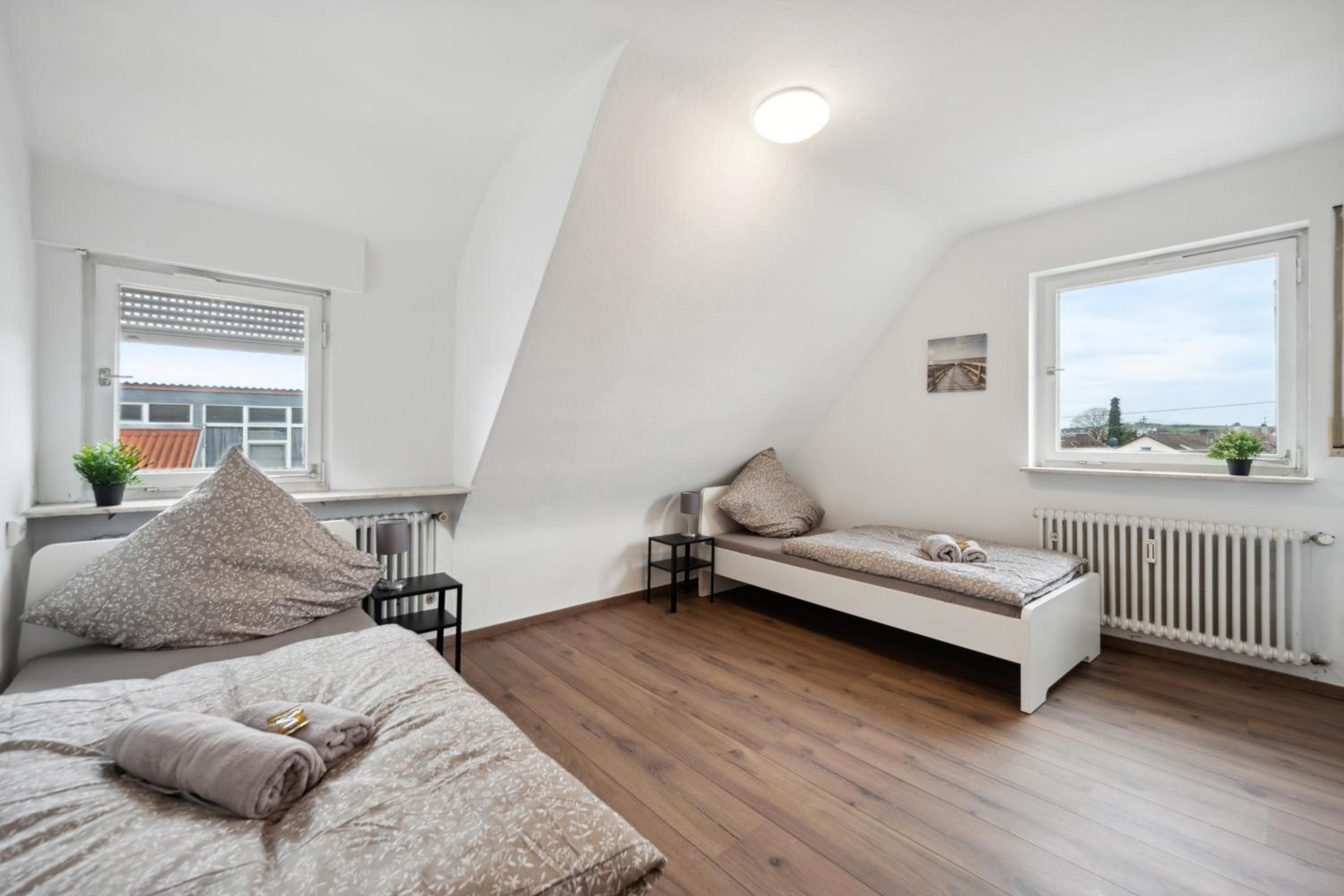 Three-Bedroom Apartment - High Floor photo 1