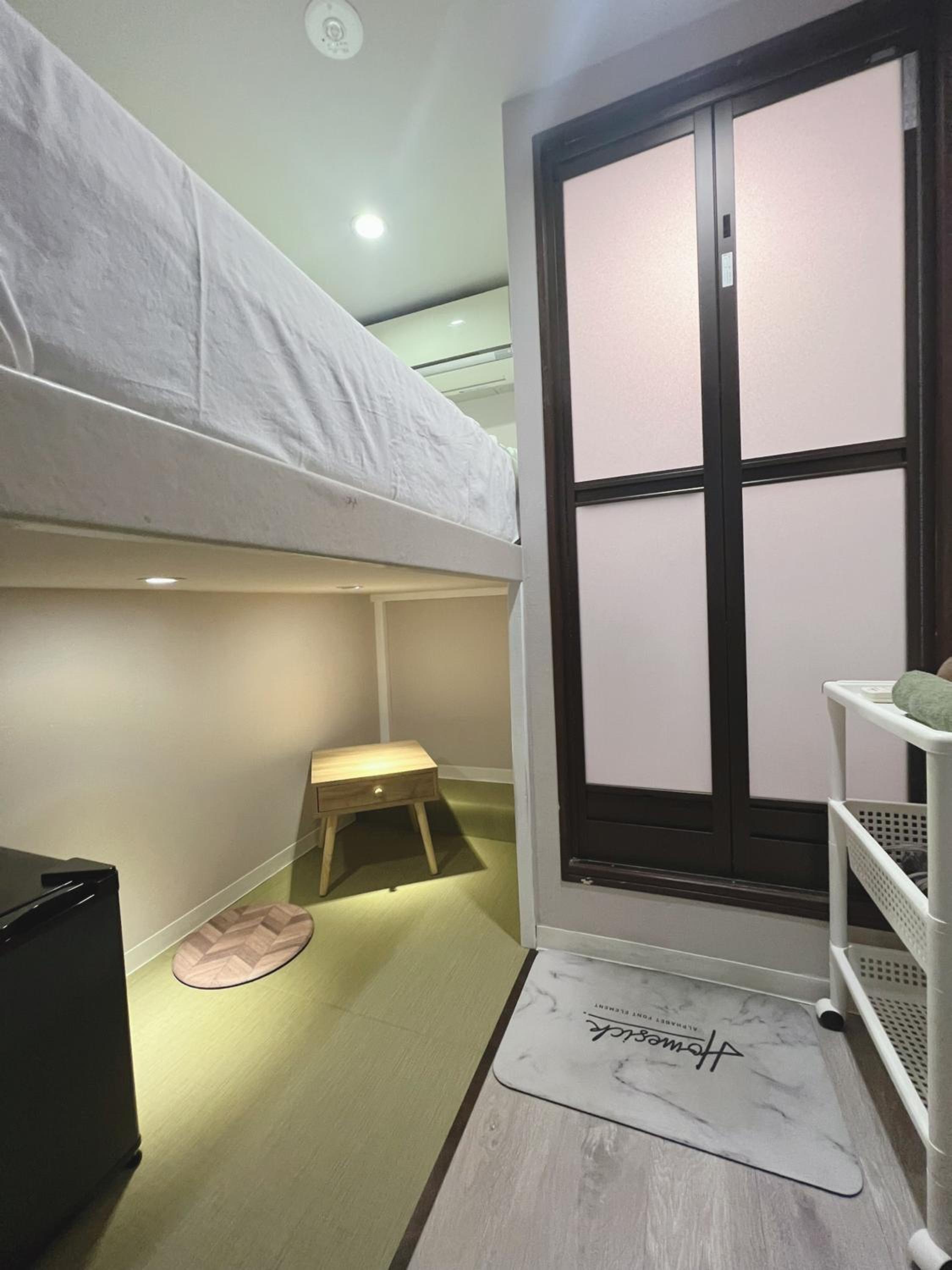 Single Room with Shower photo 2