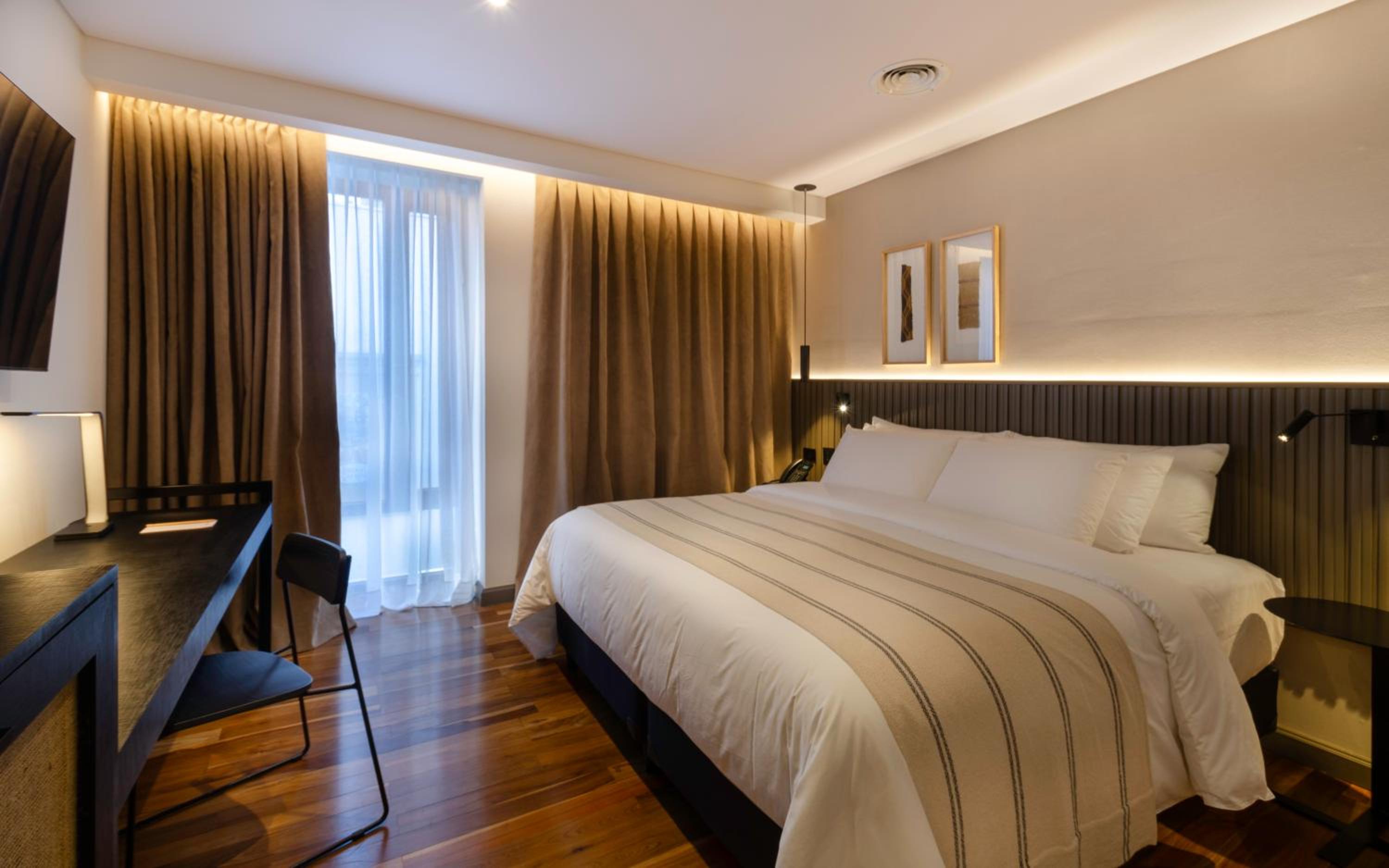 Standard Double or Twin Room photo 1