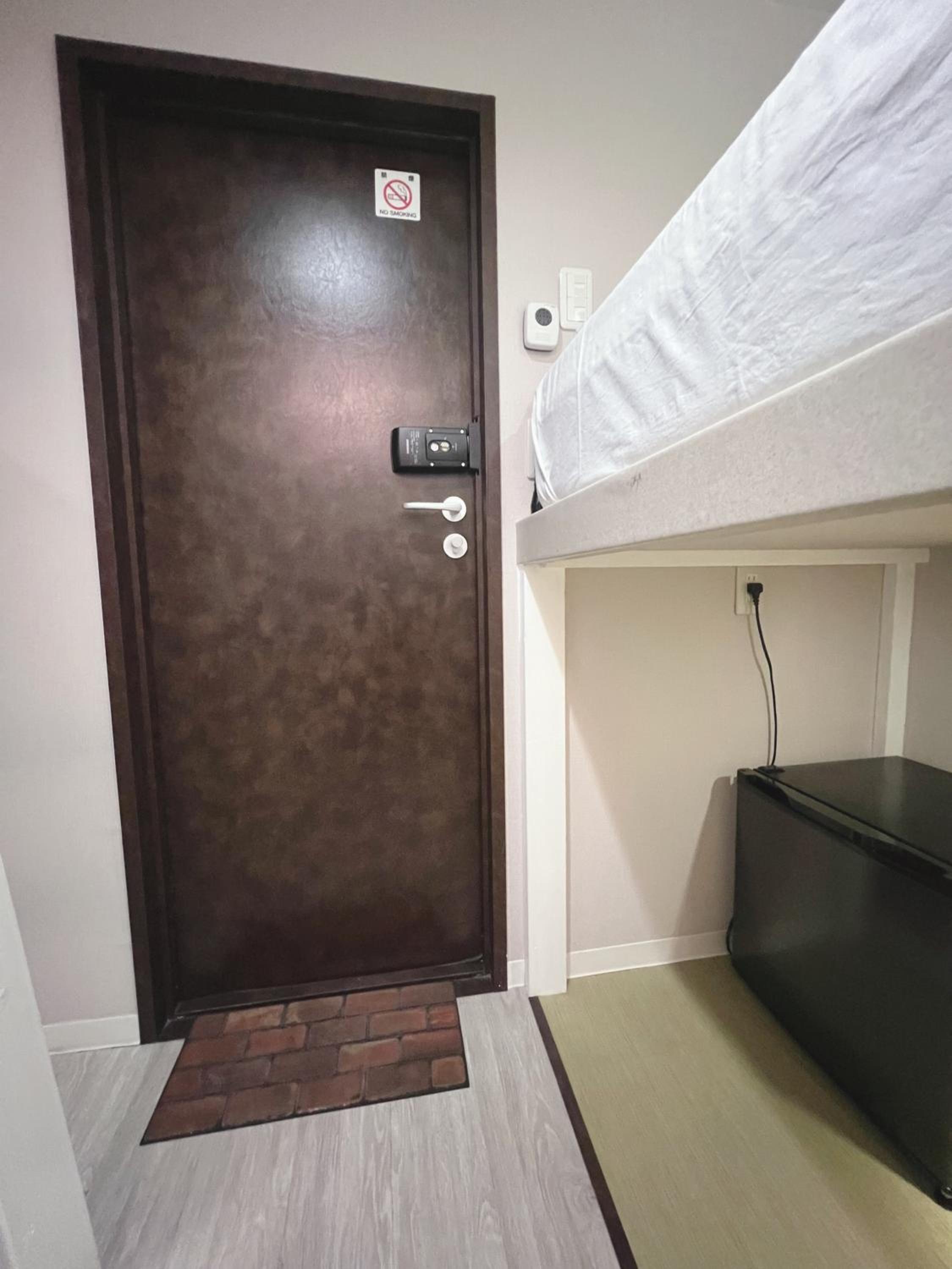 Single Room with Shower photo 3