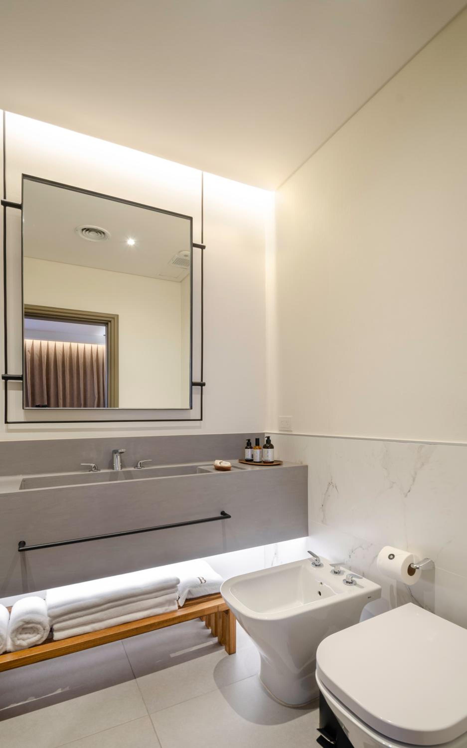 Standard Double or Twin Room photo 3