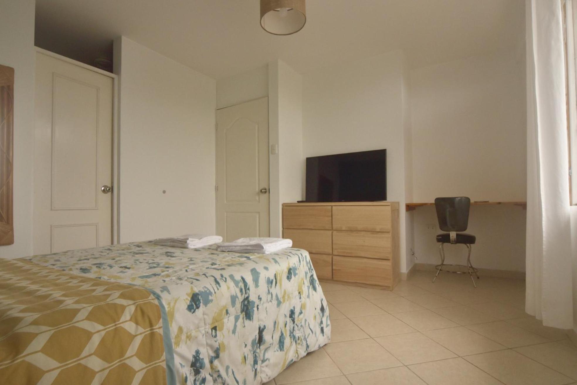 Deluxe Double Room with Balcony photo 2