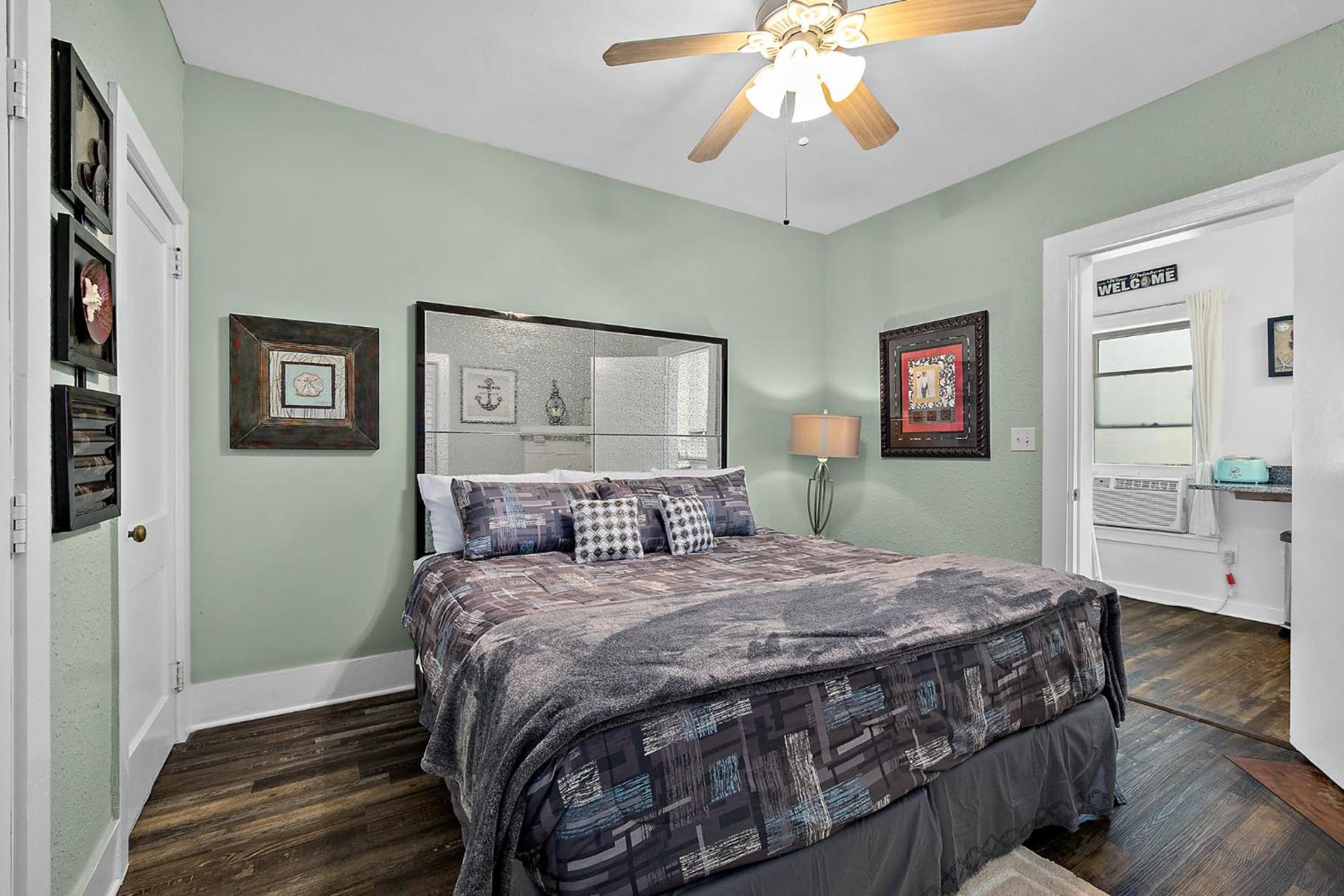 Apartment - Photo 24
