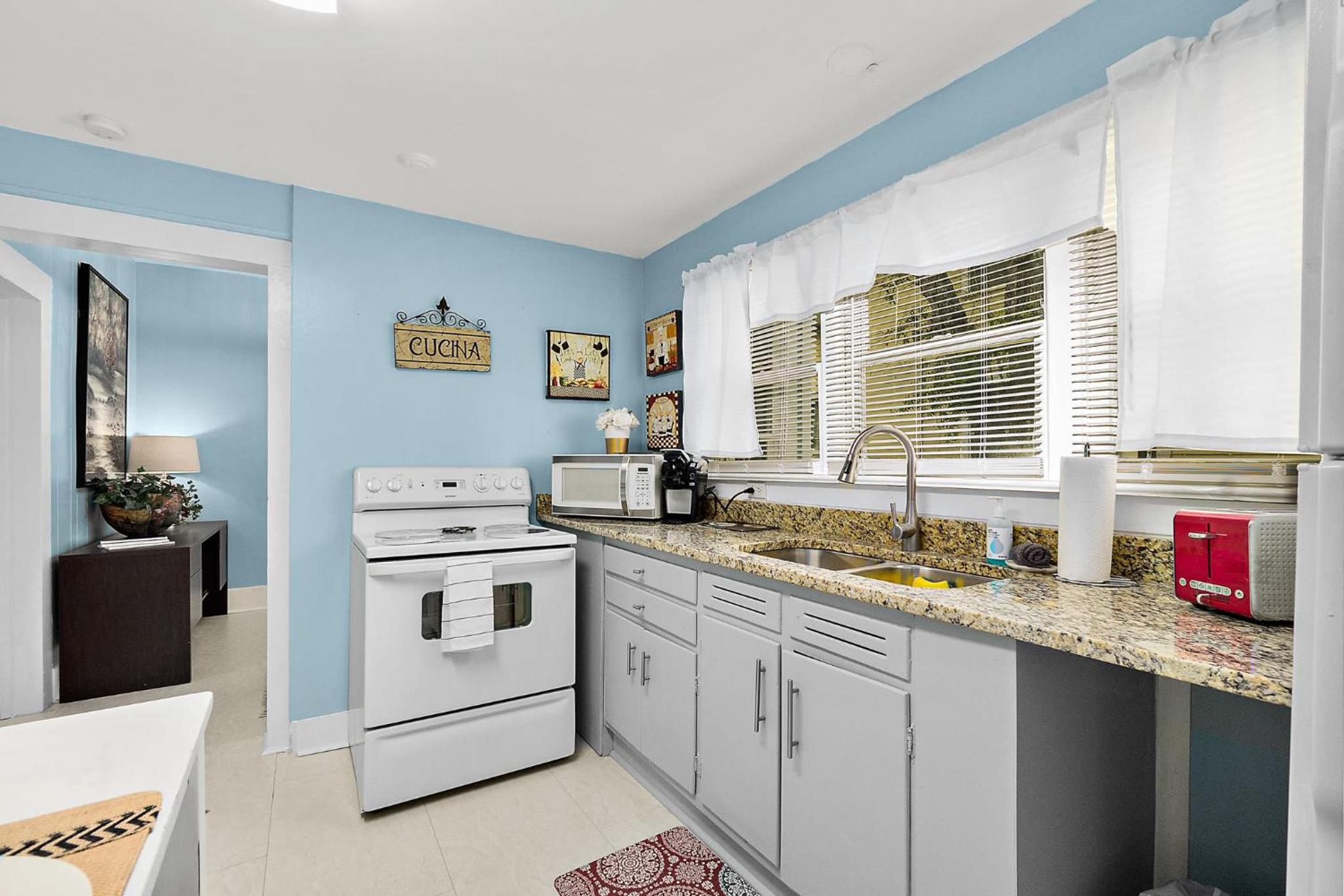 Apartment - Photo 24