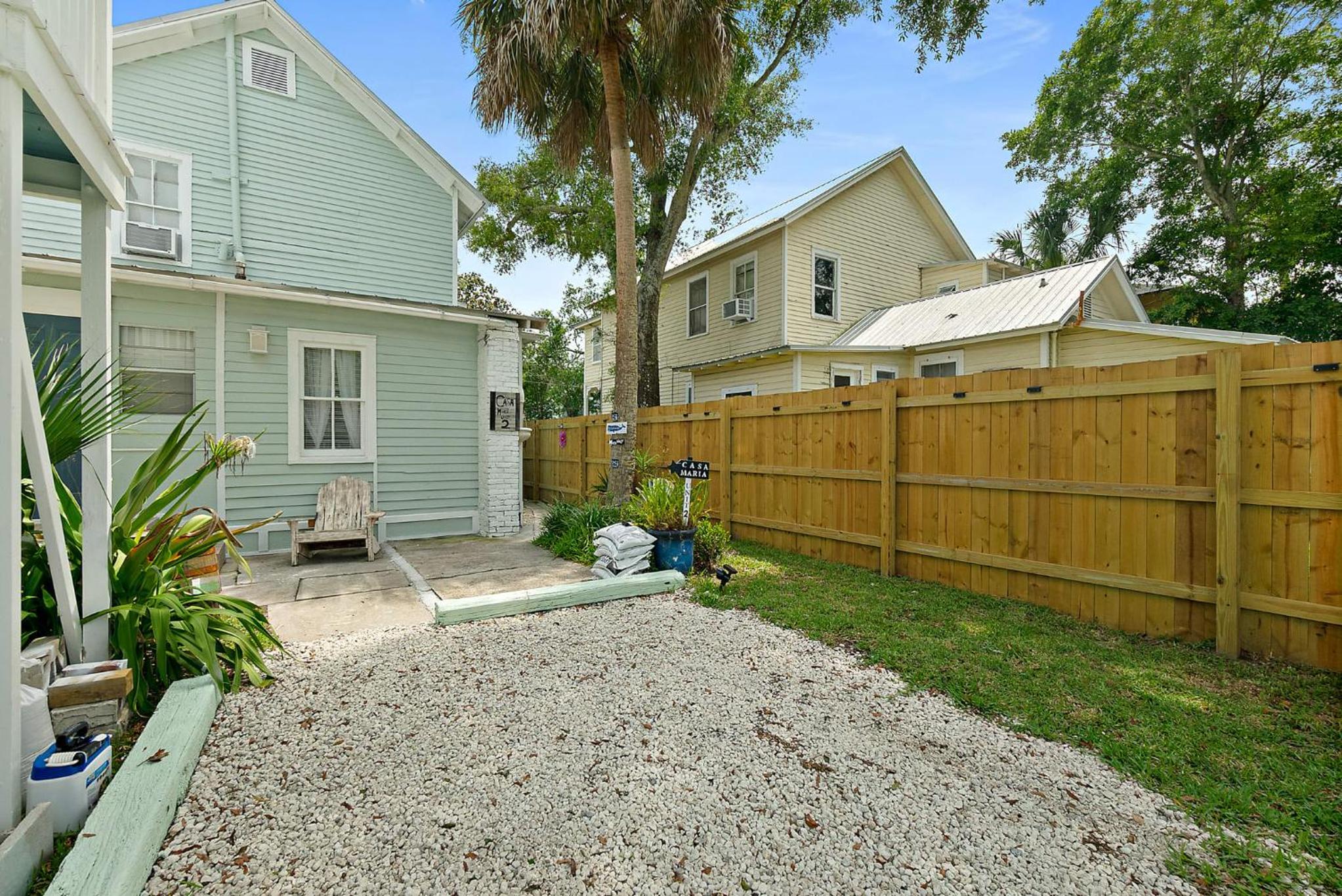 Apartment - Photo 16