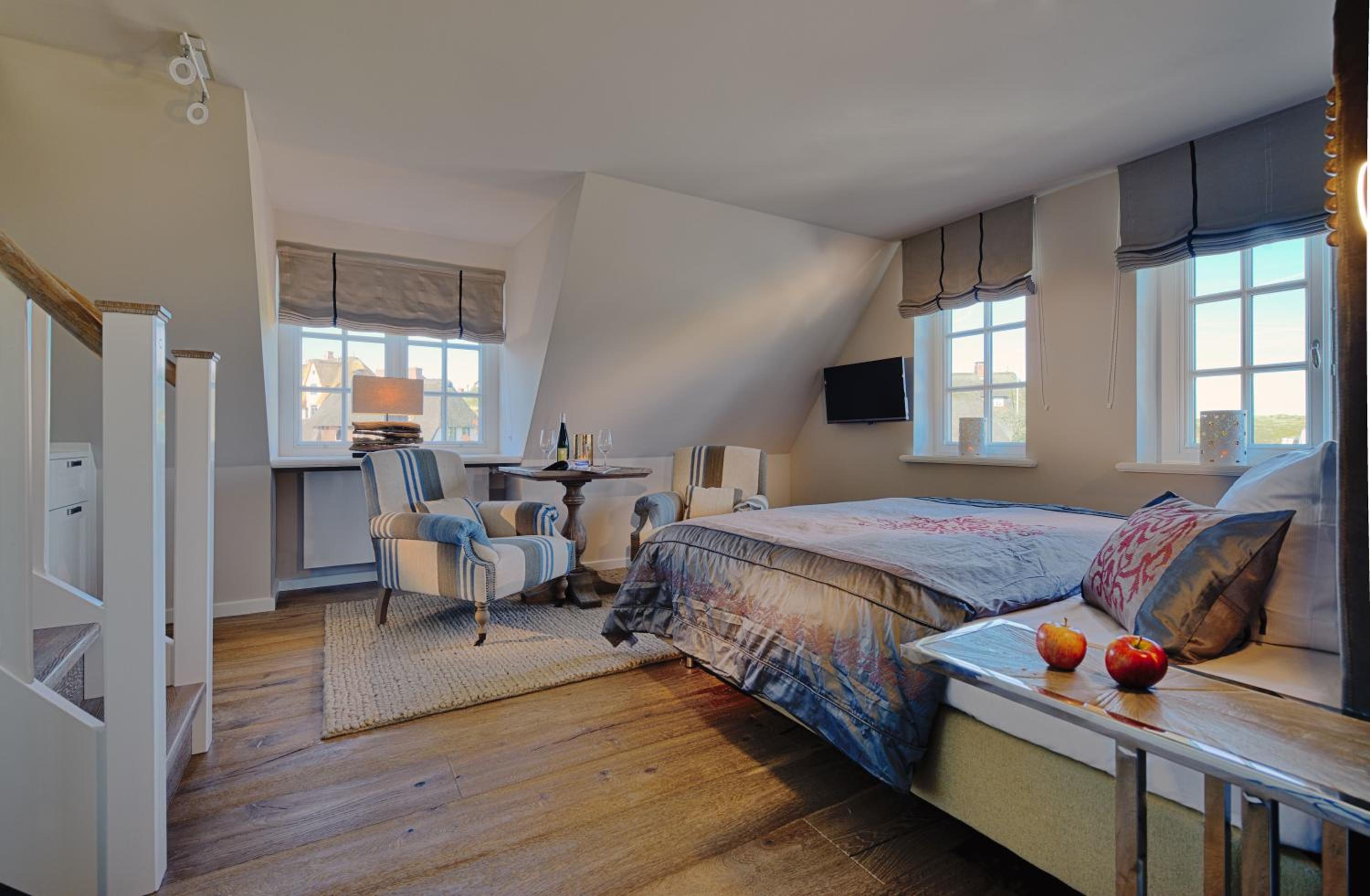 Comfort Double Room thumbnail 5