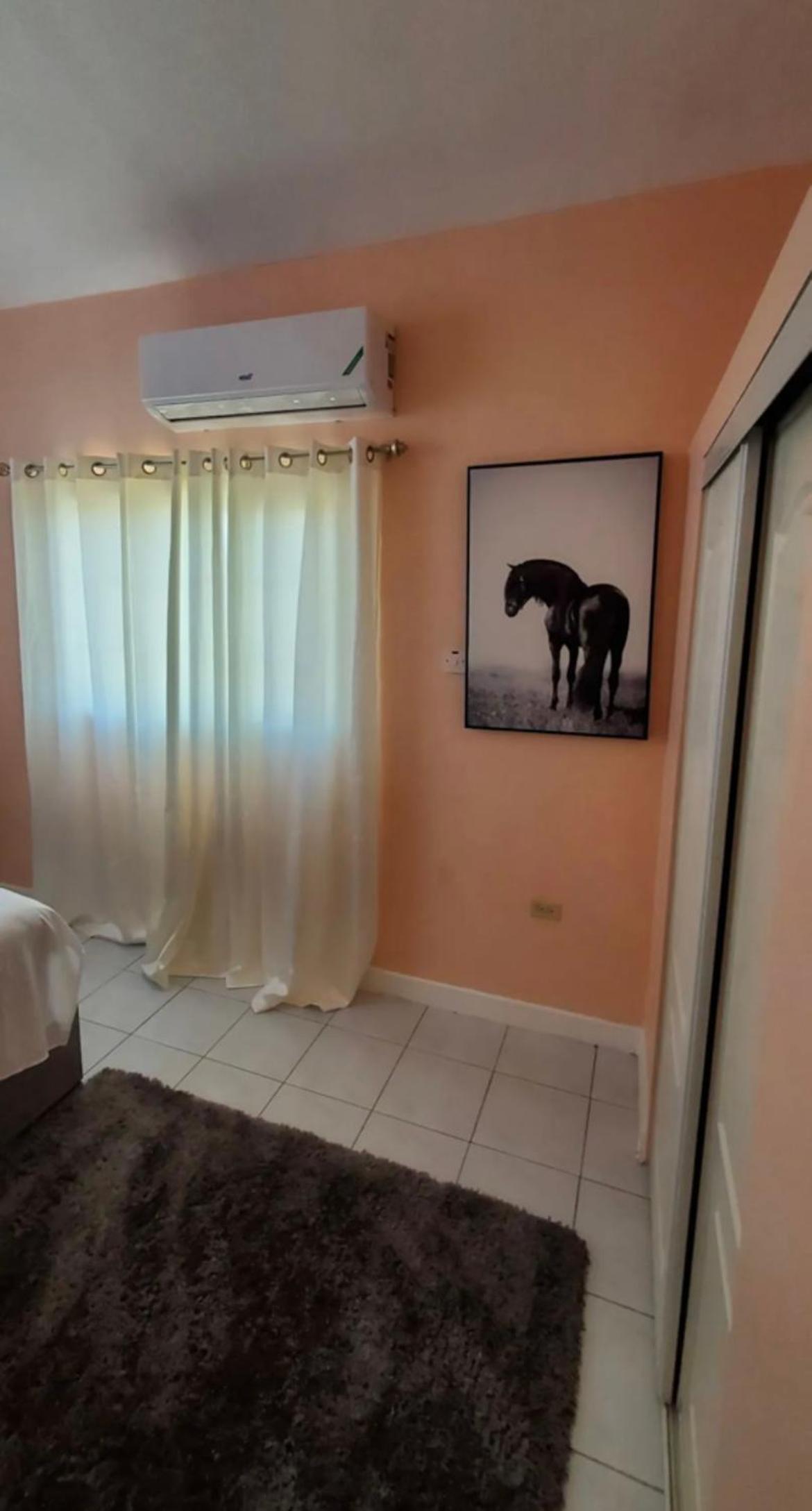 Two-Bedroom House photo 3