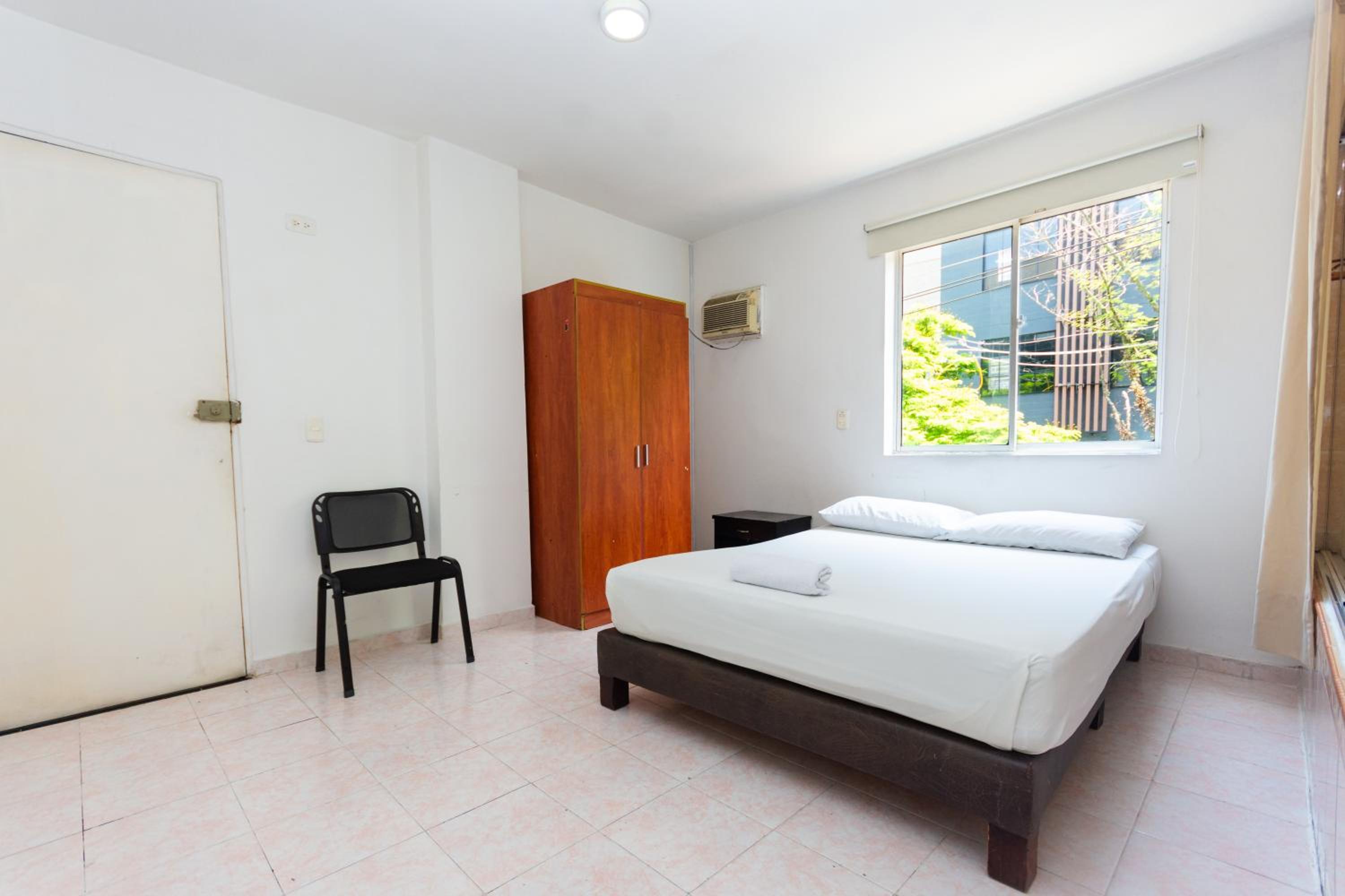 Double Room - Photo 3