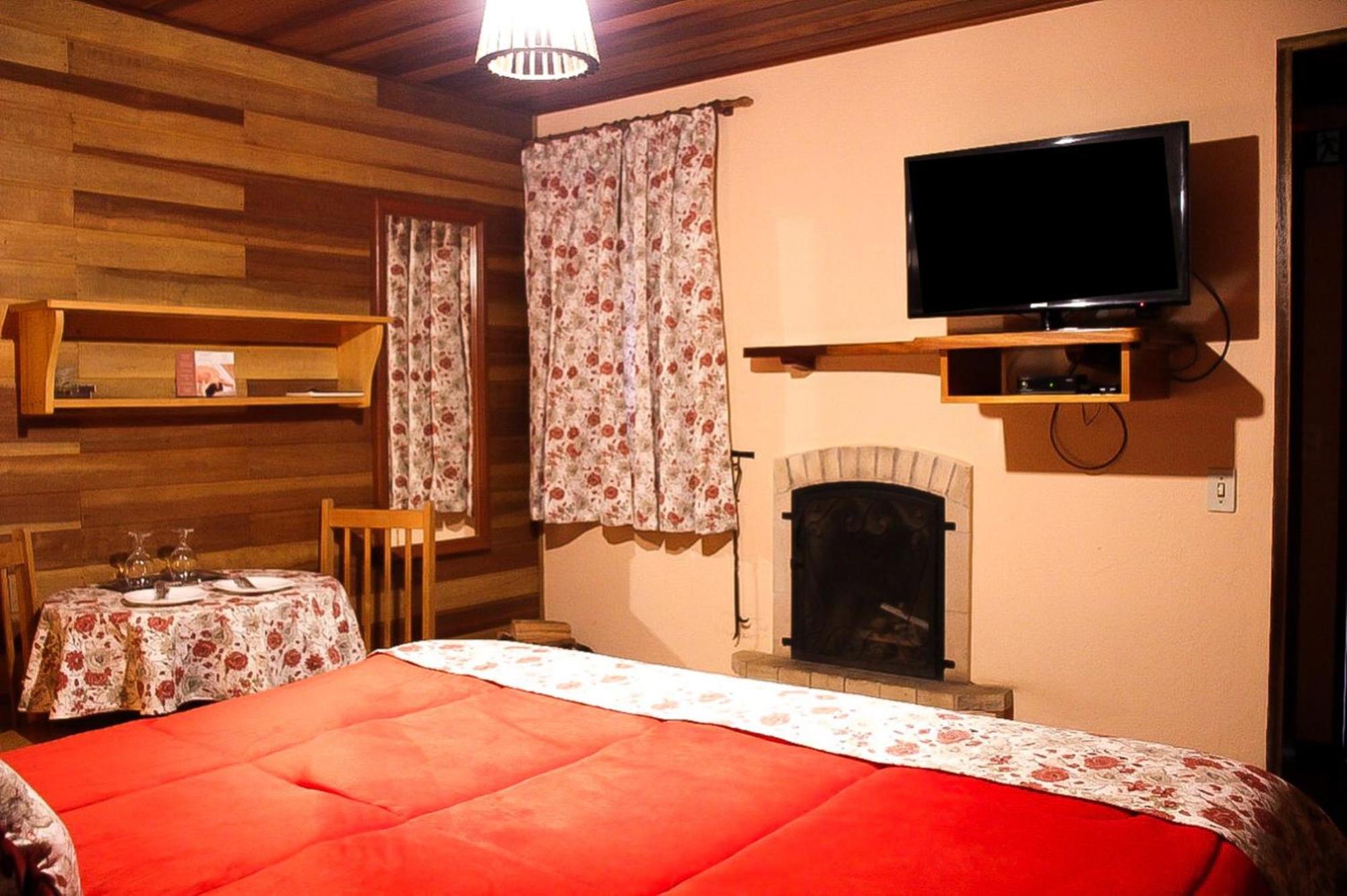 Chalet (2 Adults) photo 3