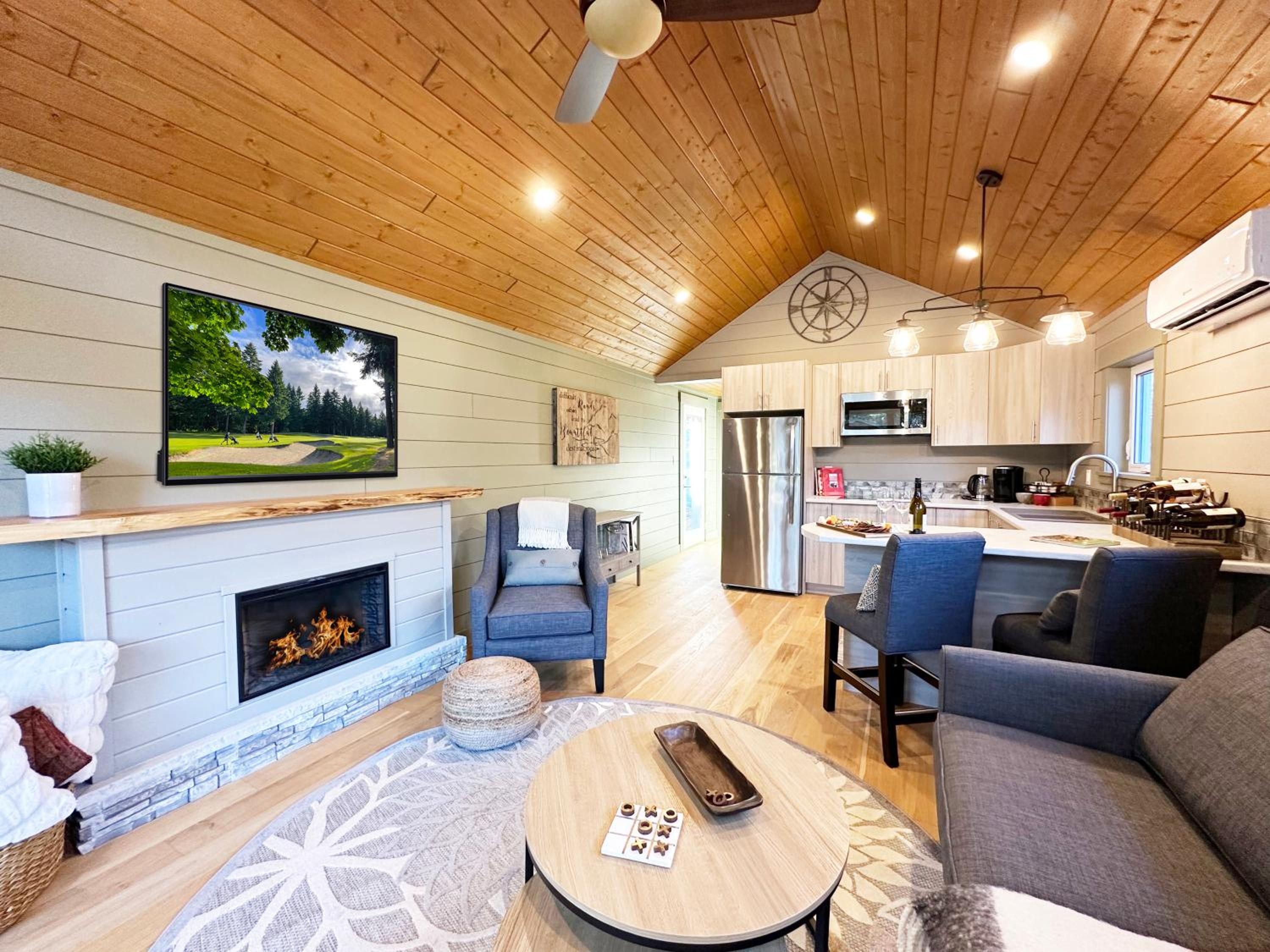 King Suite with Golf Course View