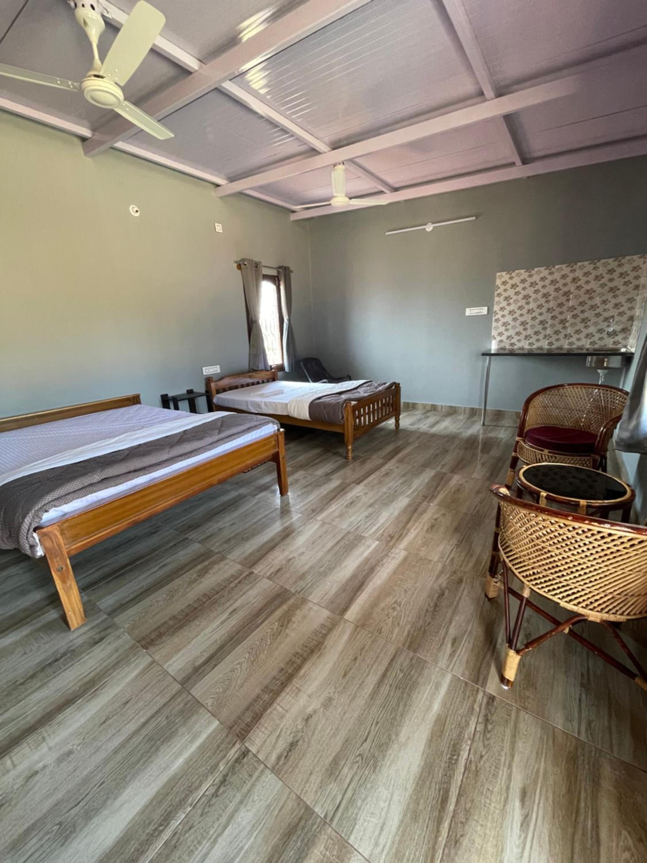 Family Room With Garden View photo 1