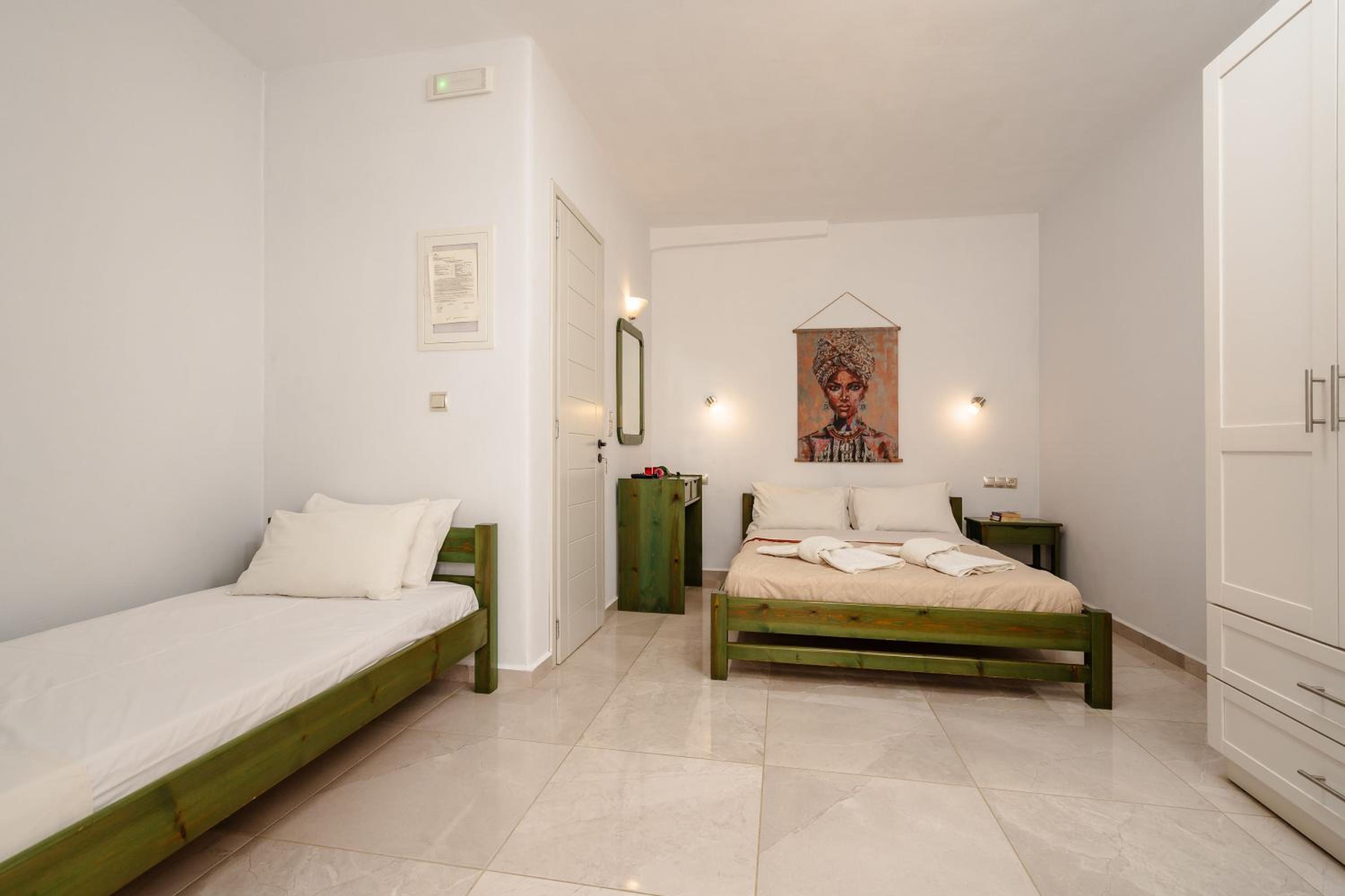 Triple Room Semi Basement