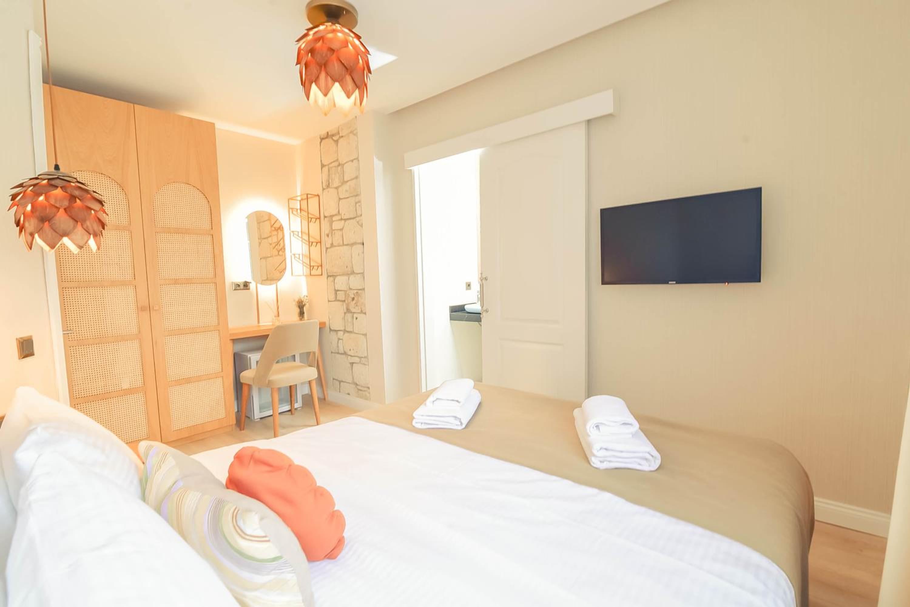 Deluxe Double Room photo 2