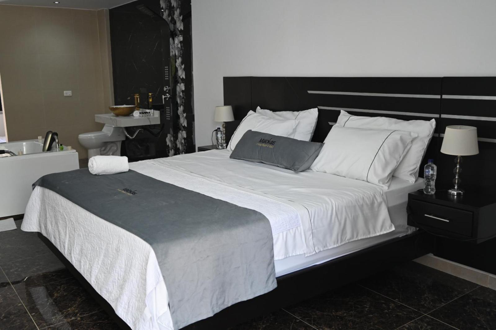 King Suite with Spa Bath