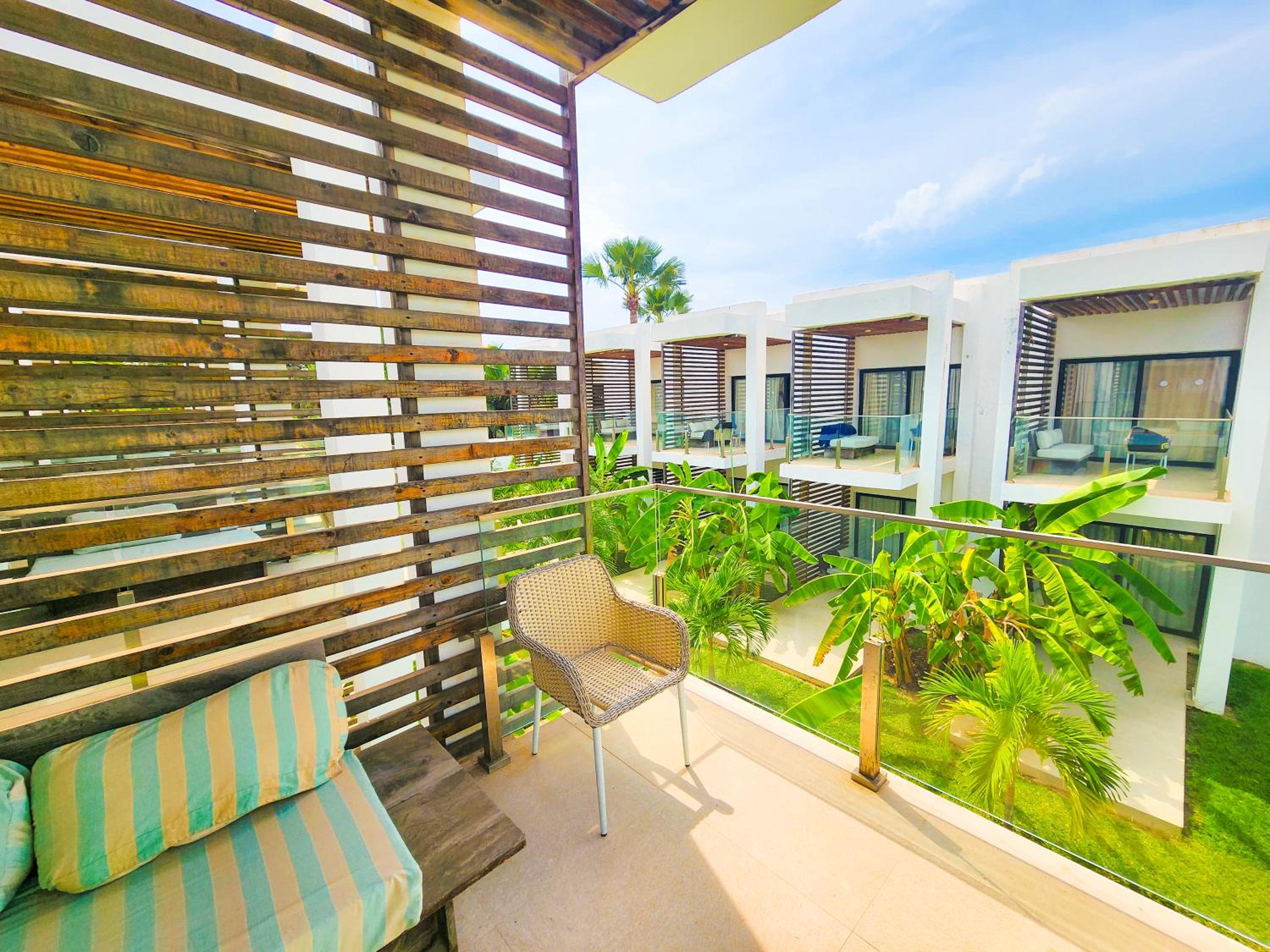 Double Room with Garden View - Photo 4