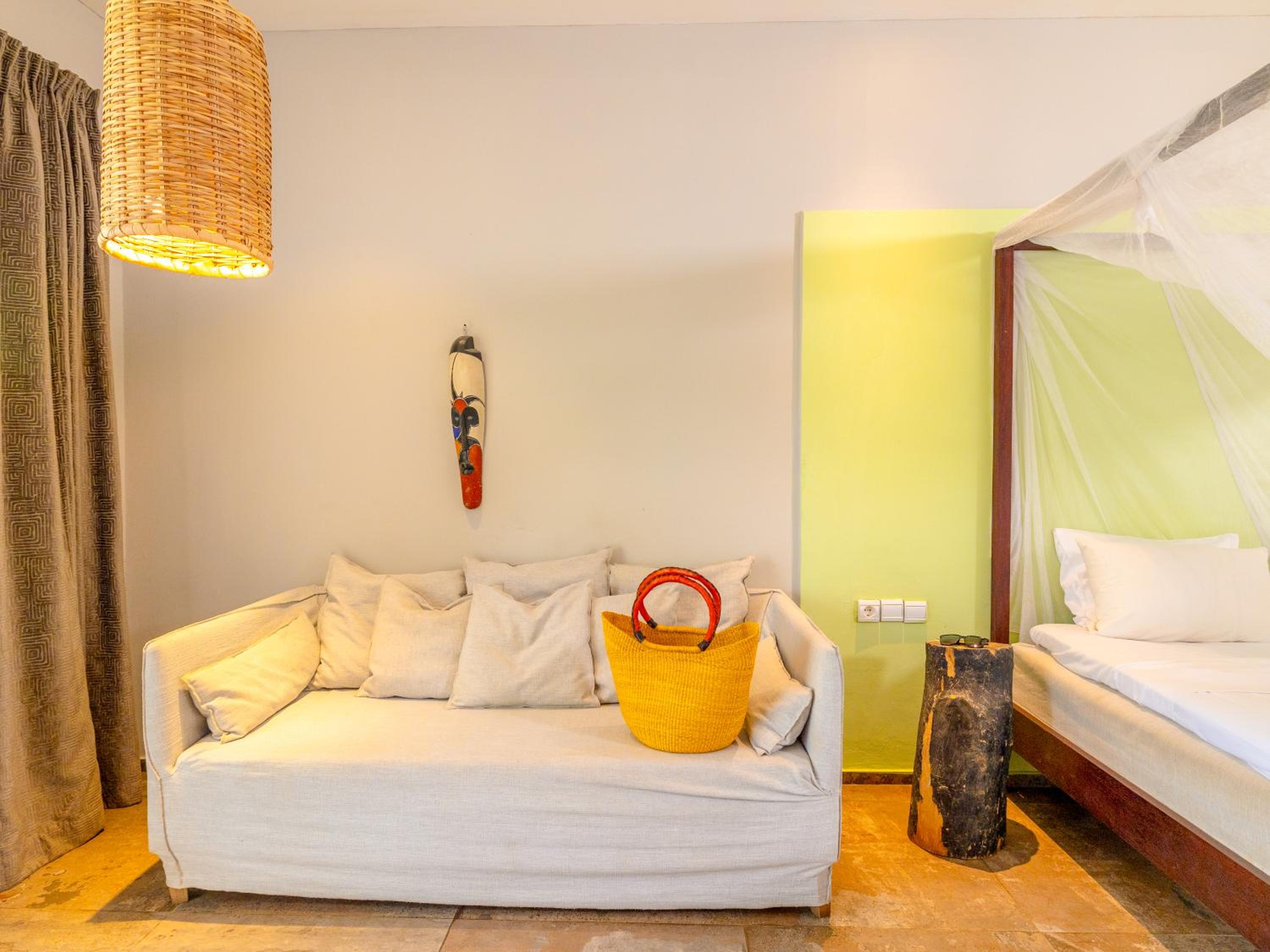 Double Room with Garden View - Photo 8