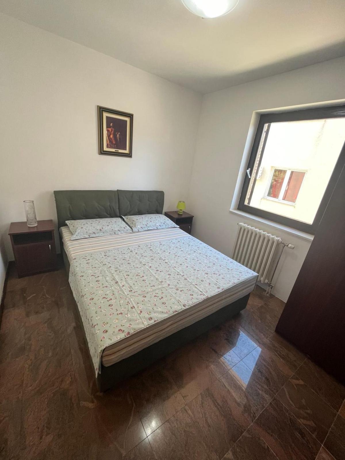 Lux Apartment with 2 Rooms and Garden View