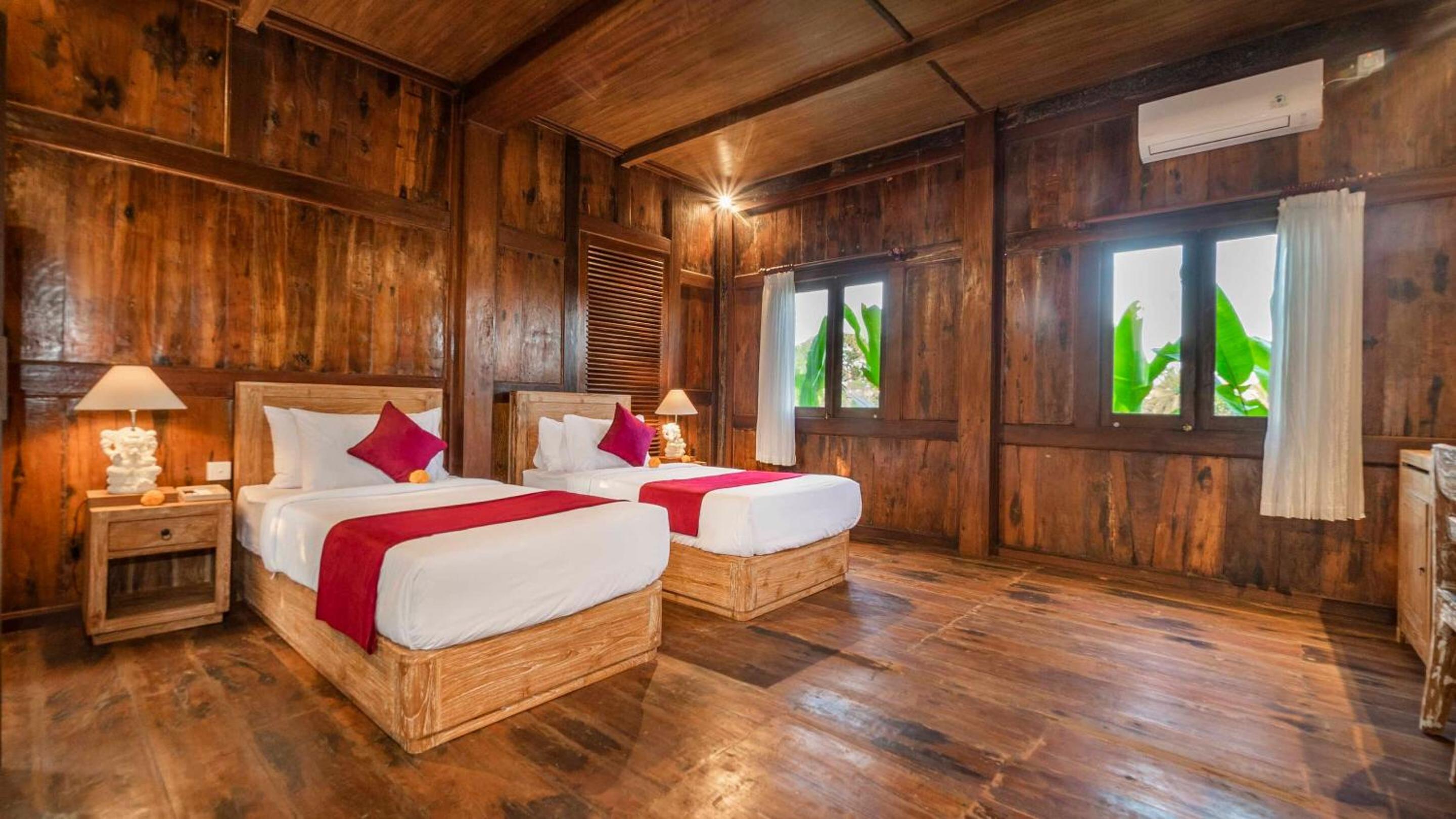 Superior Twin Room