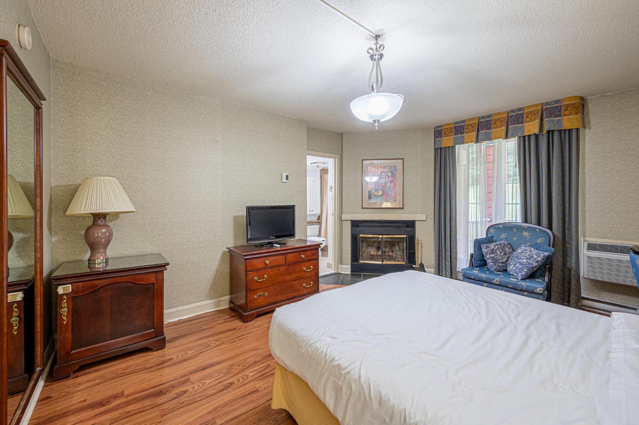 Budget Double Room photo 1