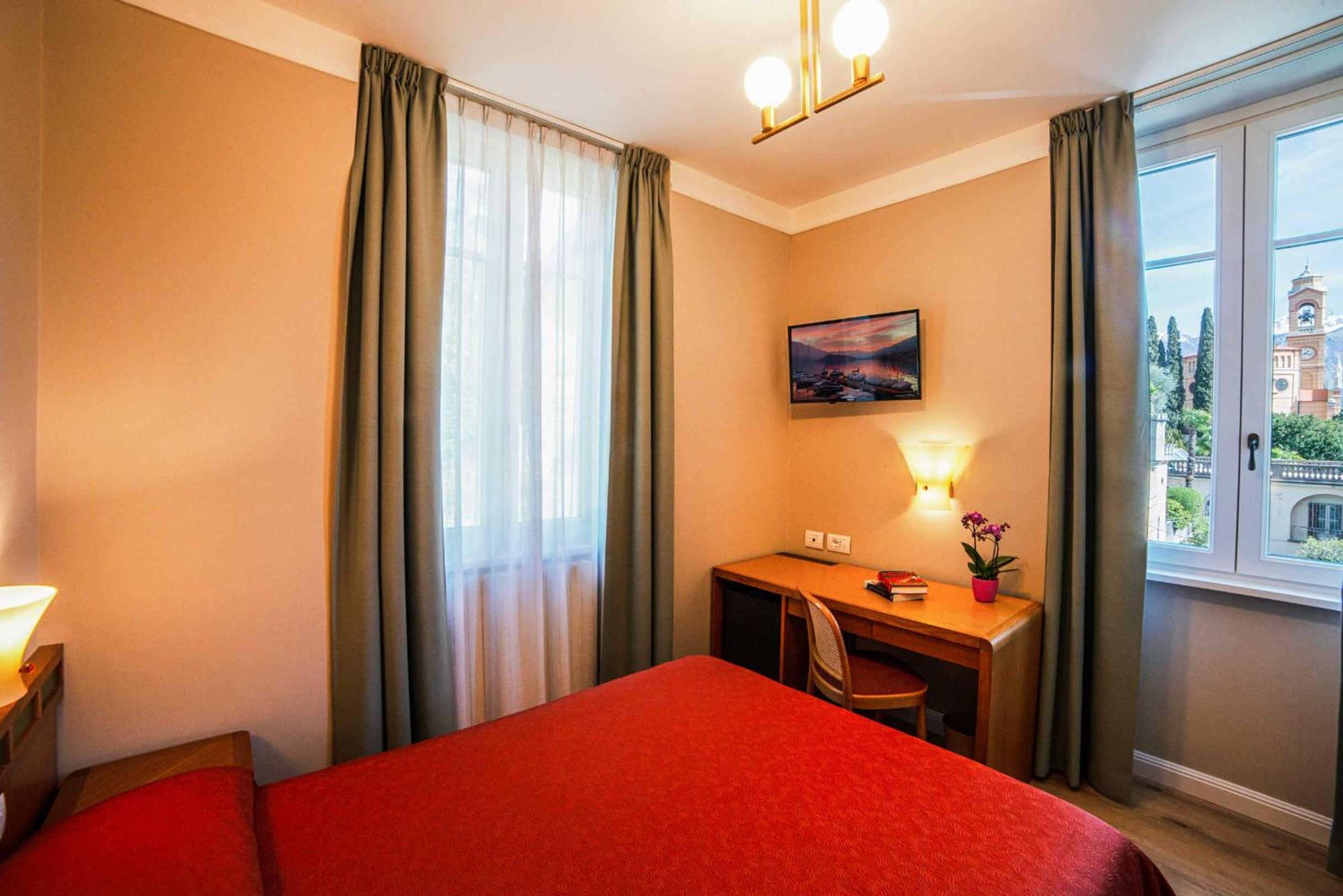 Single Room With Mountain View