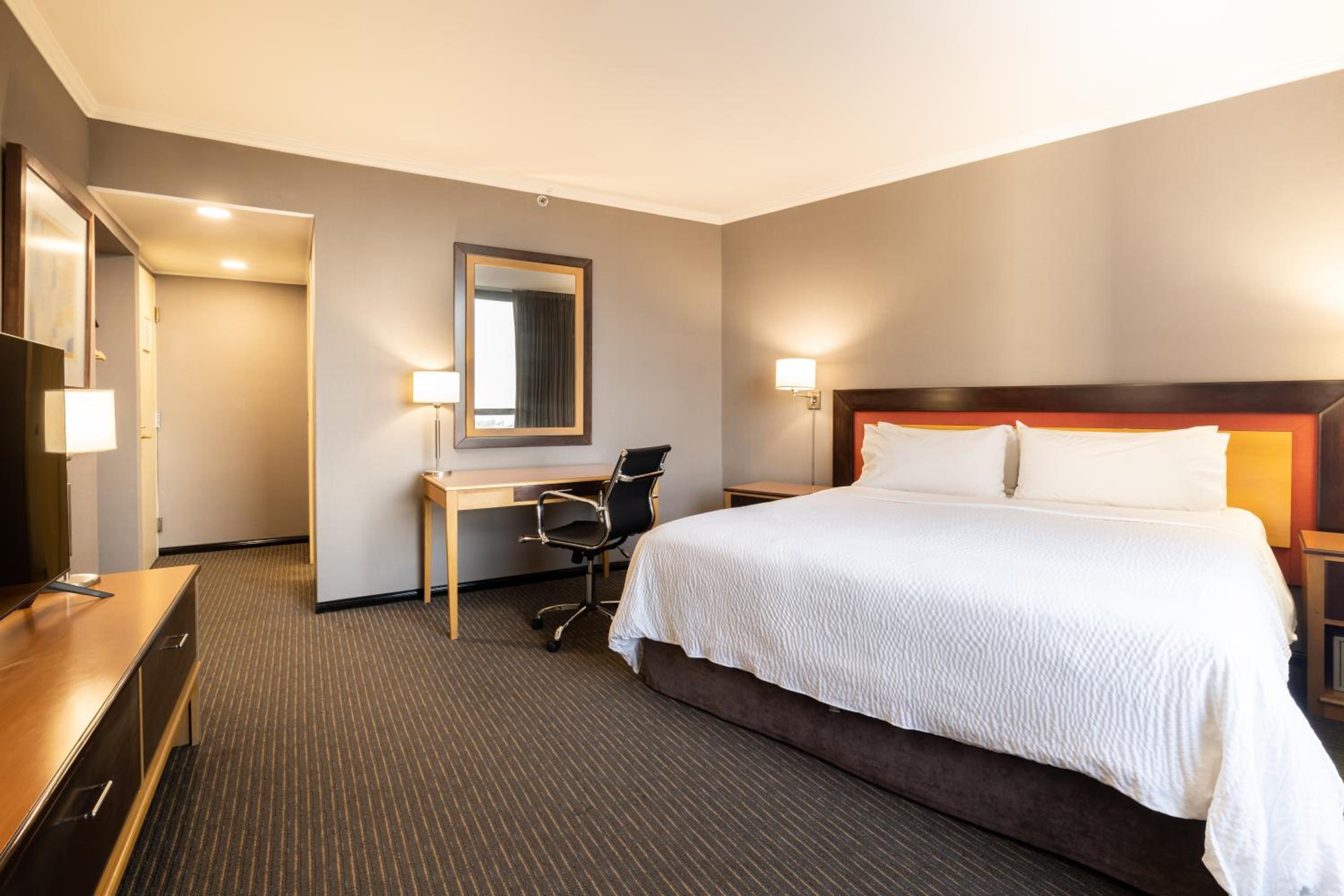 Premium Room thumbnail 6