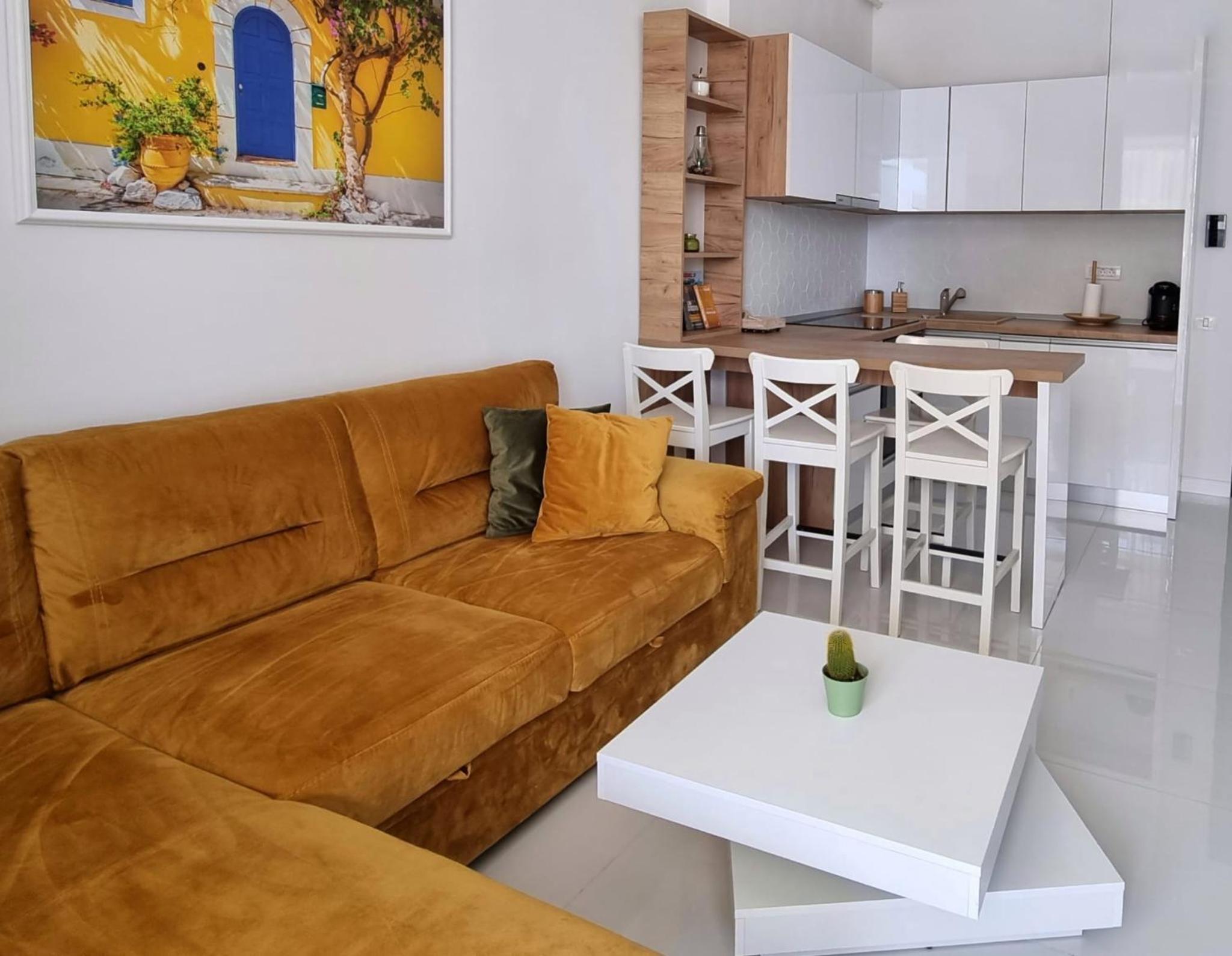One-Bedroom Apartment photo 2