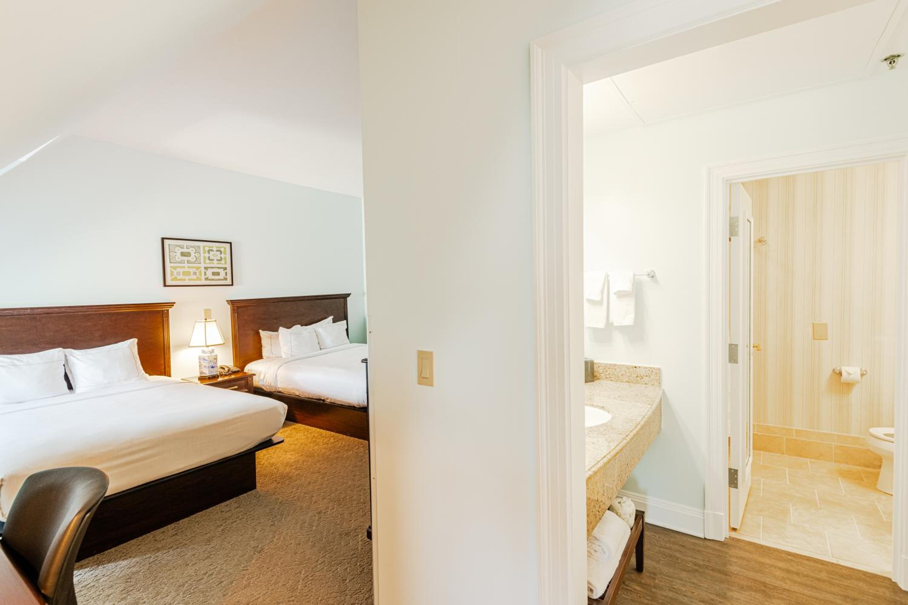 Queen Room with Two Queen Beds - Photo 6