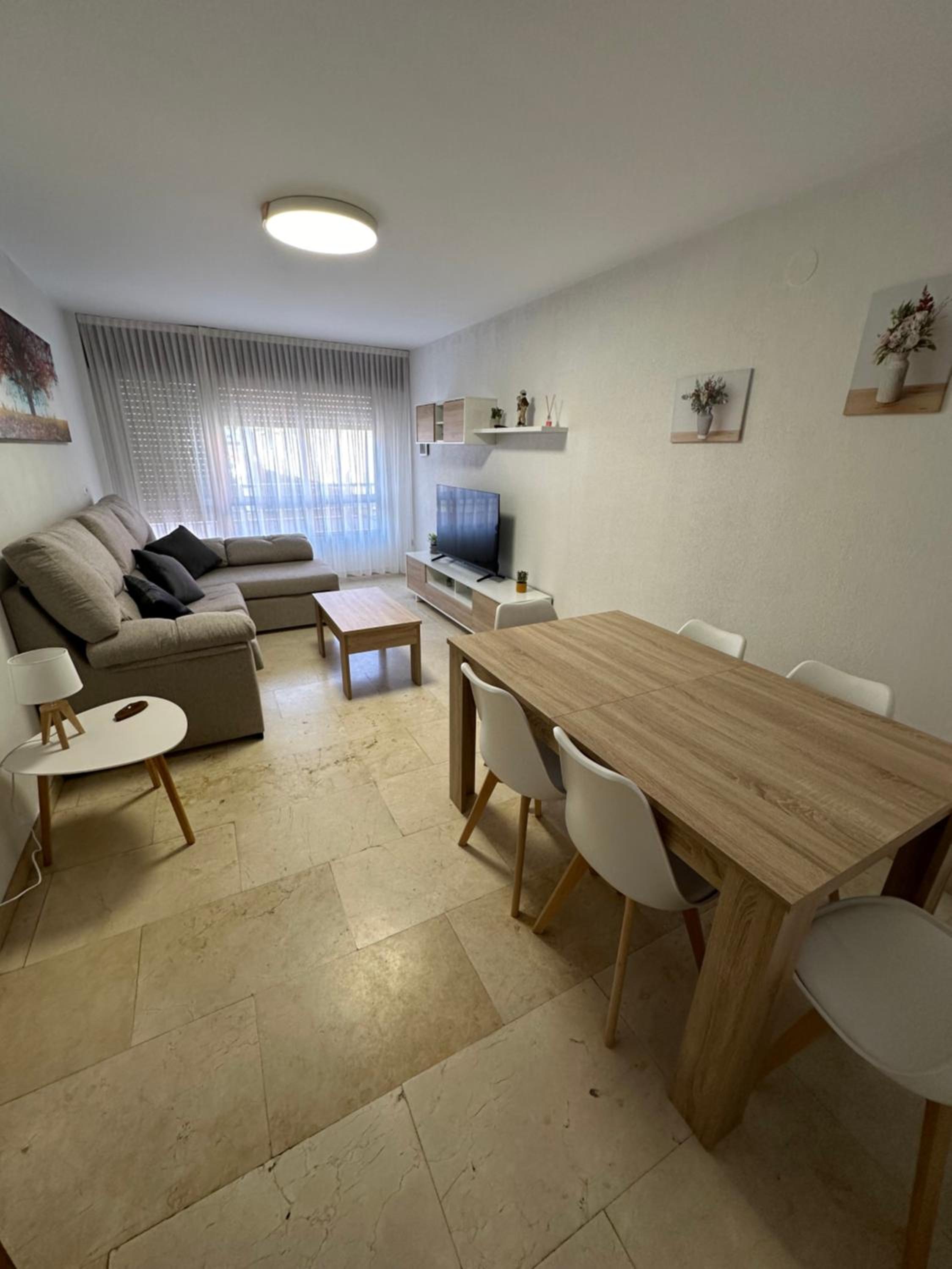 Apartamento de Cuatro Habitaciones