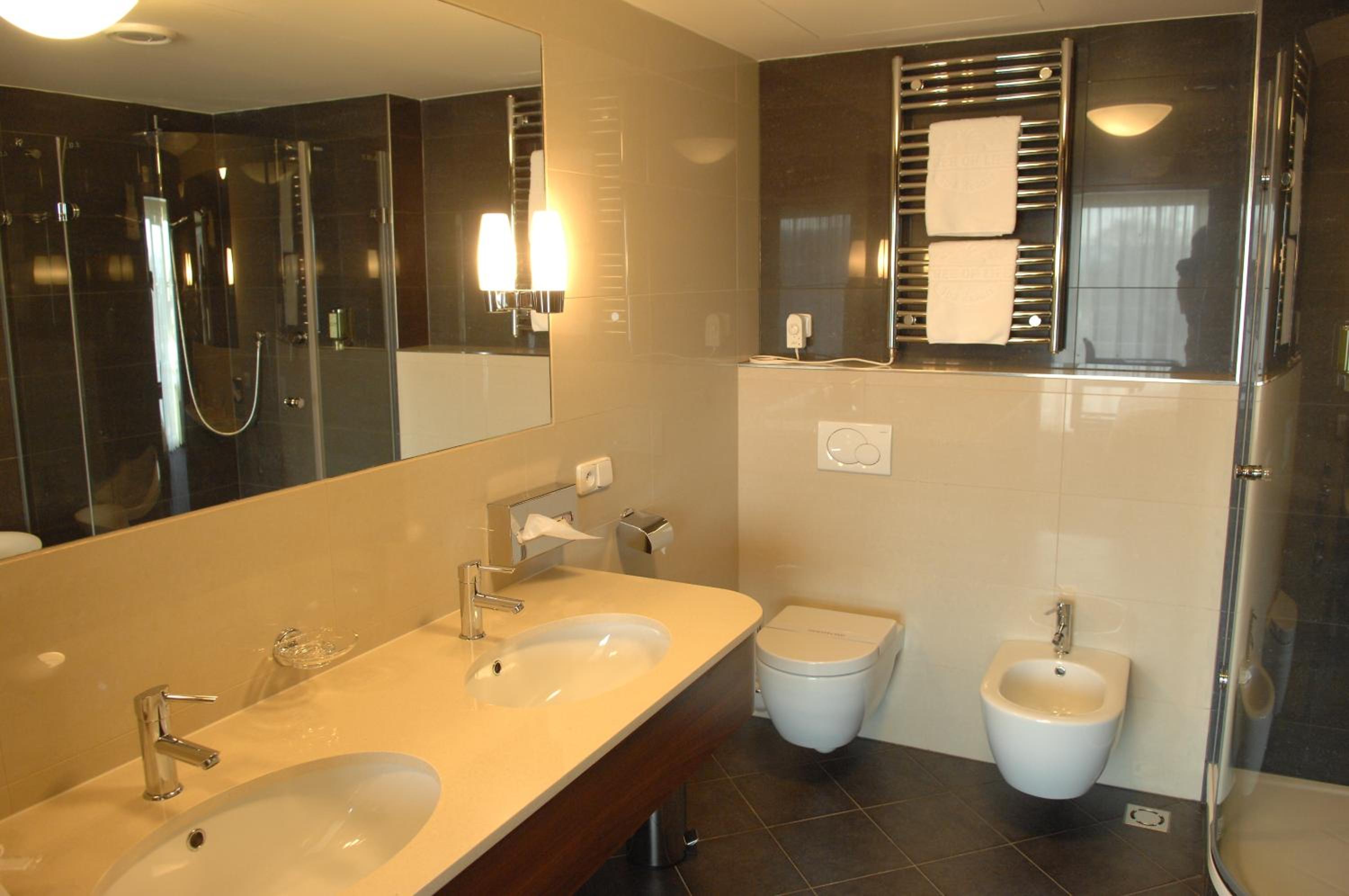 Standard Double or Twin Room with Balcony photo 2