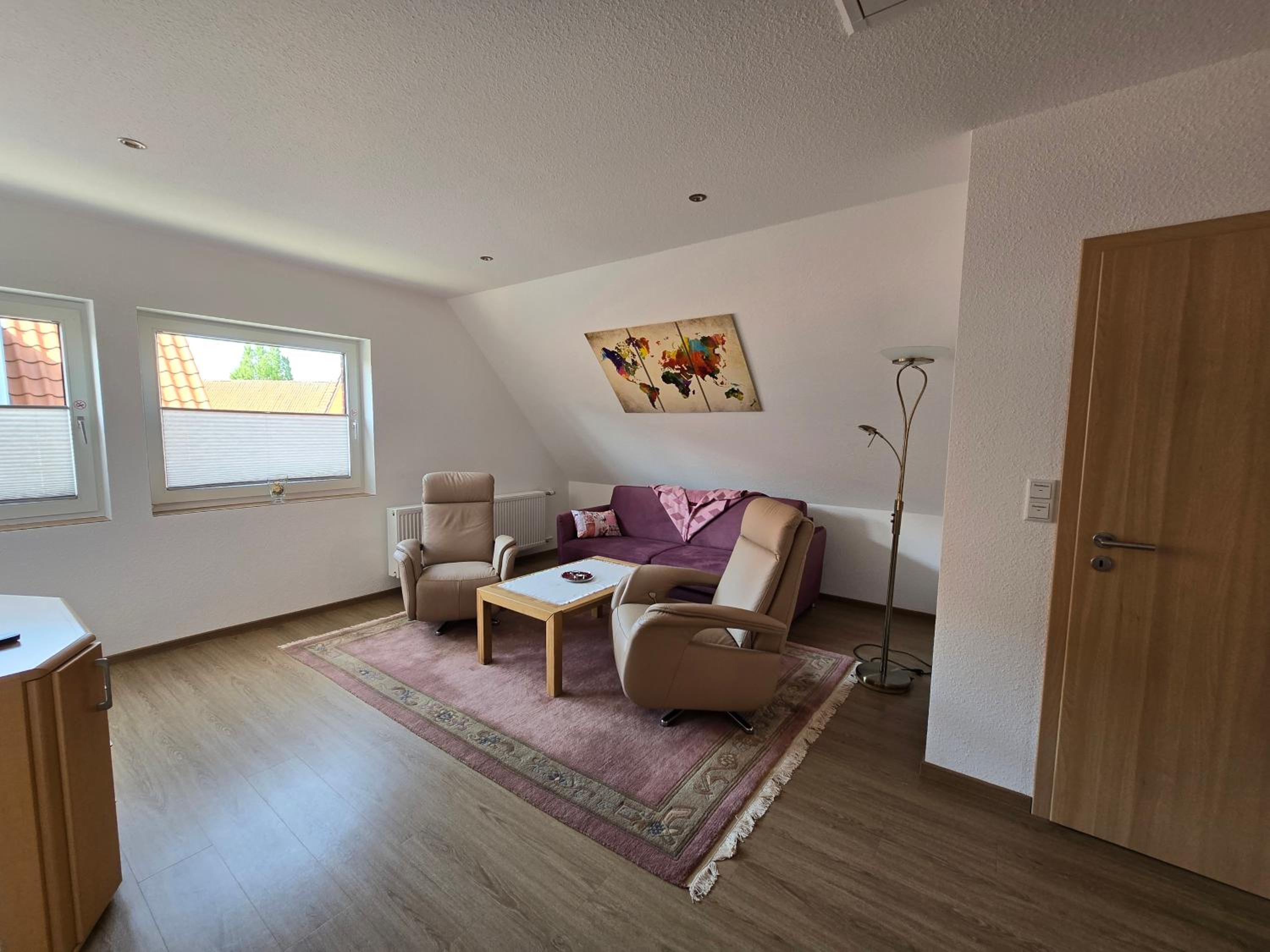 One-Bedroom Apartment photo 1