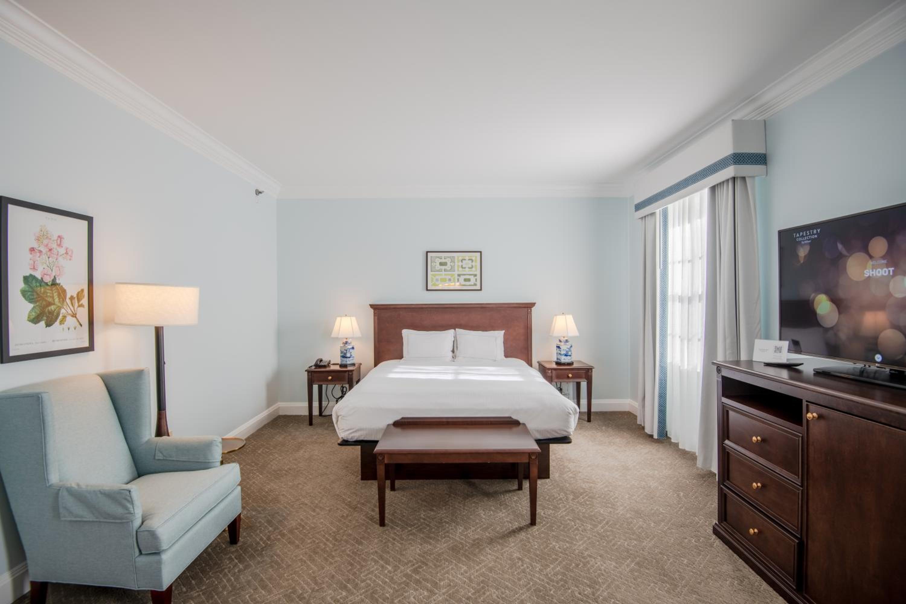 Deluxe King Room
