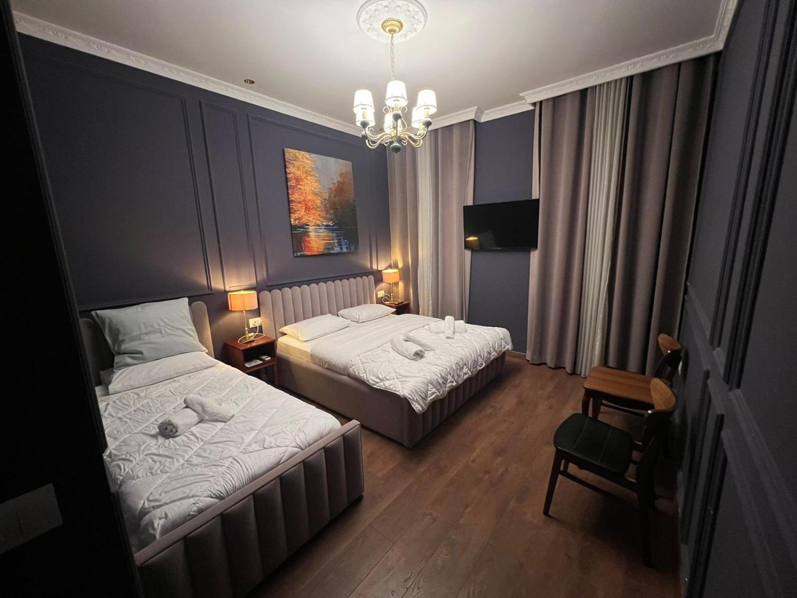 Triple Room with Private Bathroom photo 2