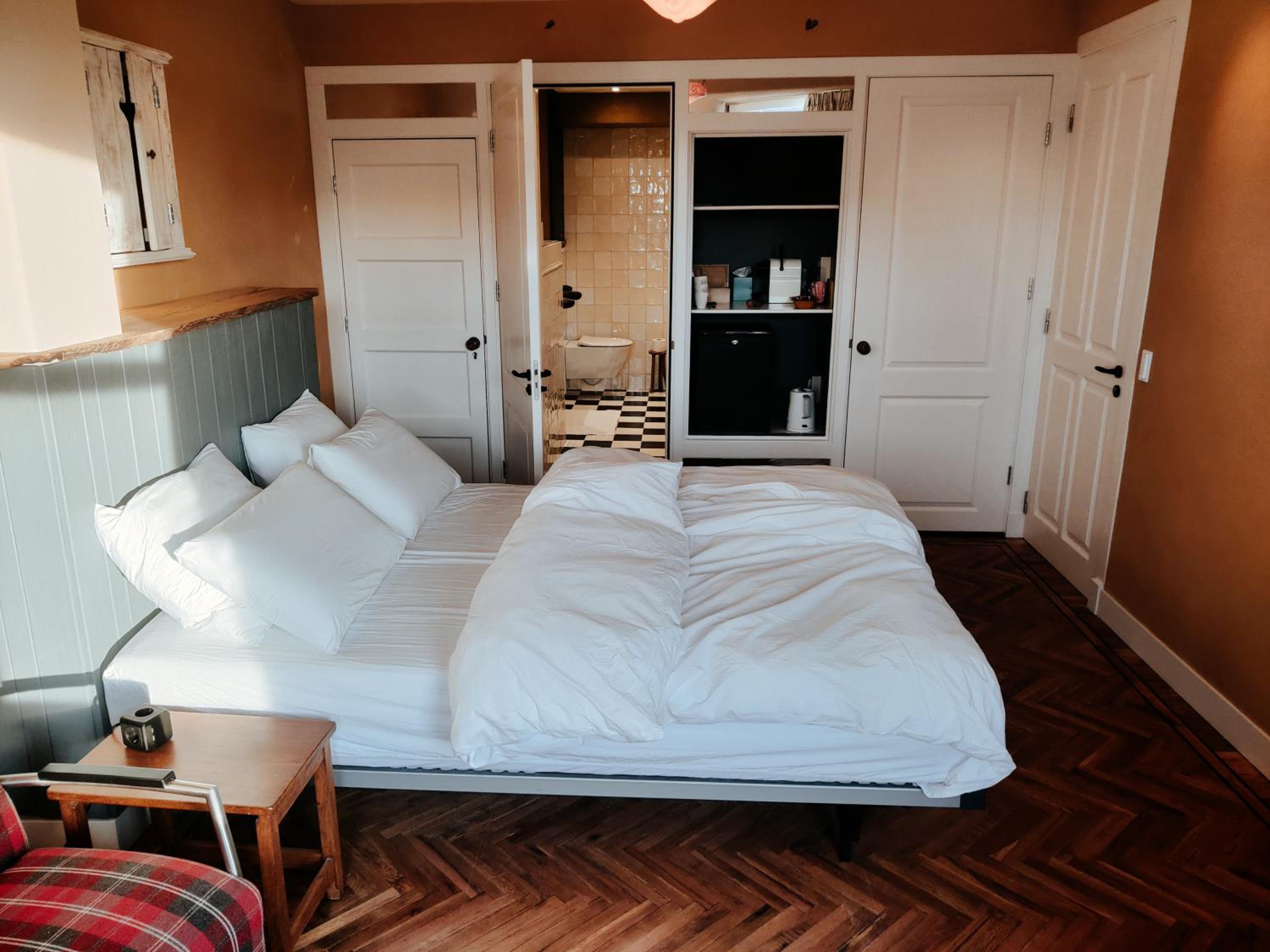 Double Room with Private Bathroom