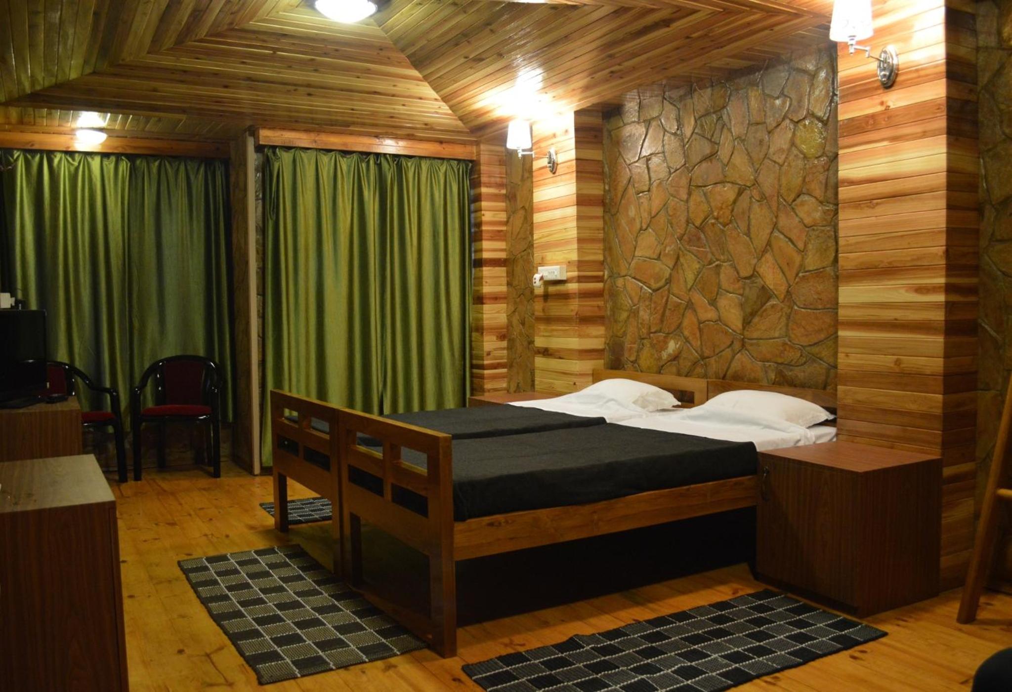 Deluxe Quadruple Room - Photo 8