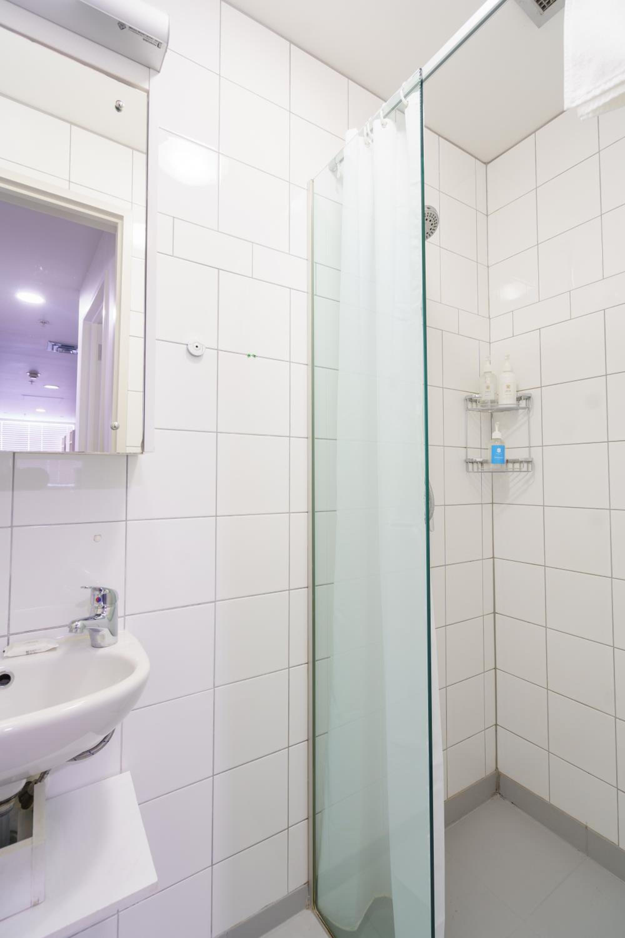 Three-Bedroom Apartment with Three Queen Beds