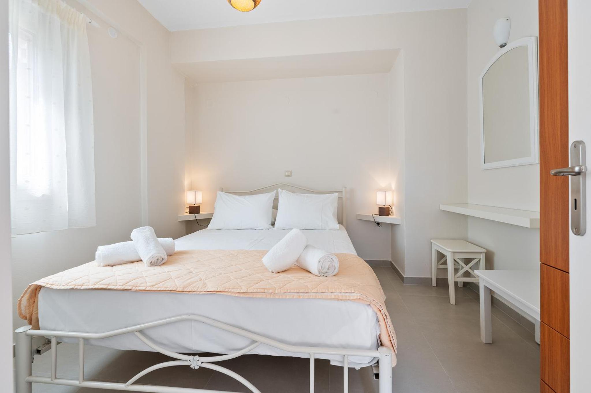 Two-Bedroom Apartment - Photo 7