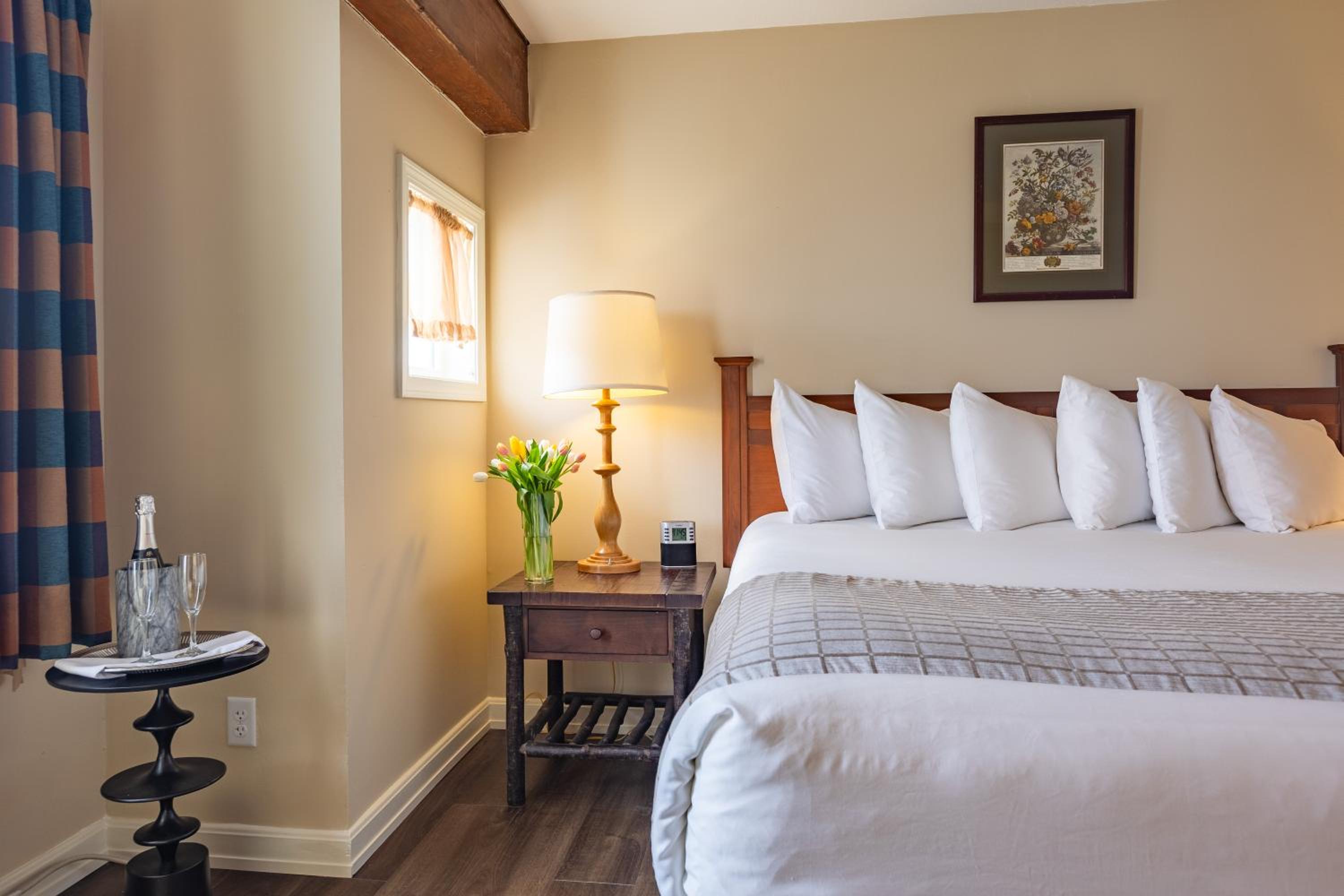 Superior King Room - Photo 1