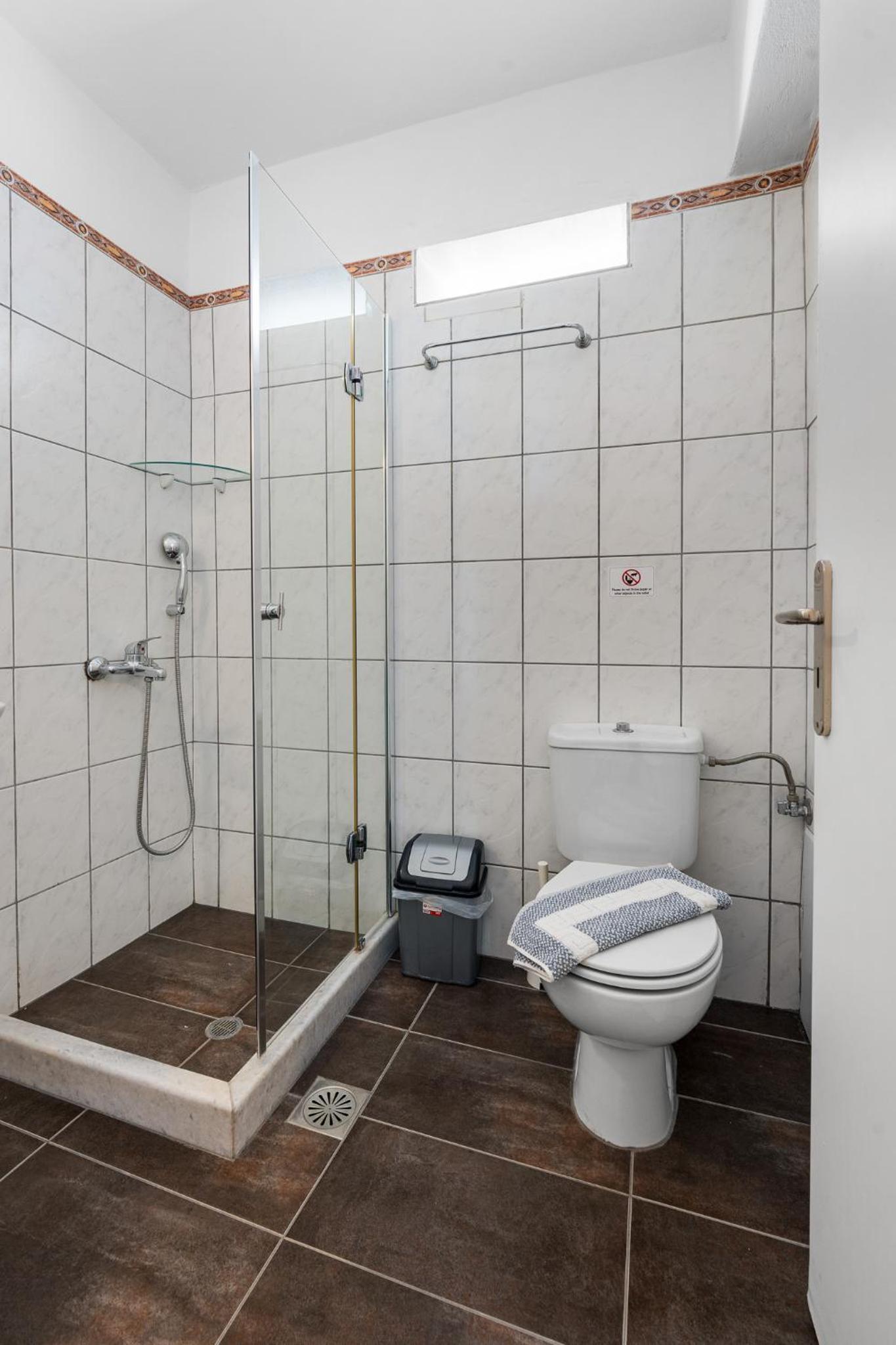 Superior One-Bedroom Apartment (4 Adults) - Photo 5
